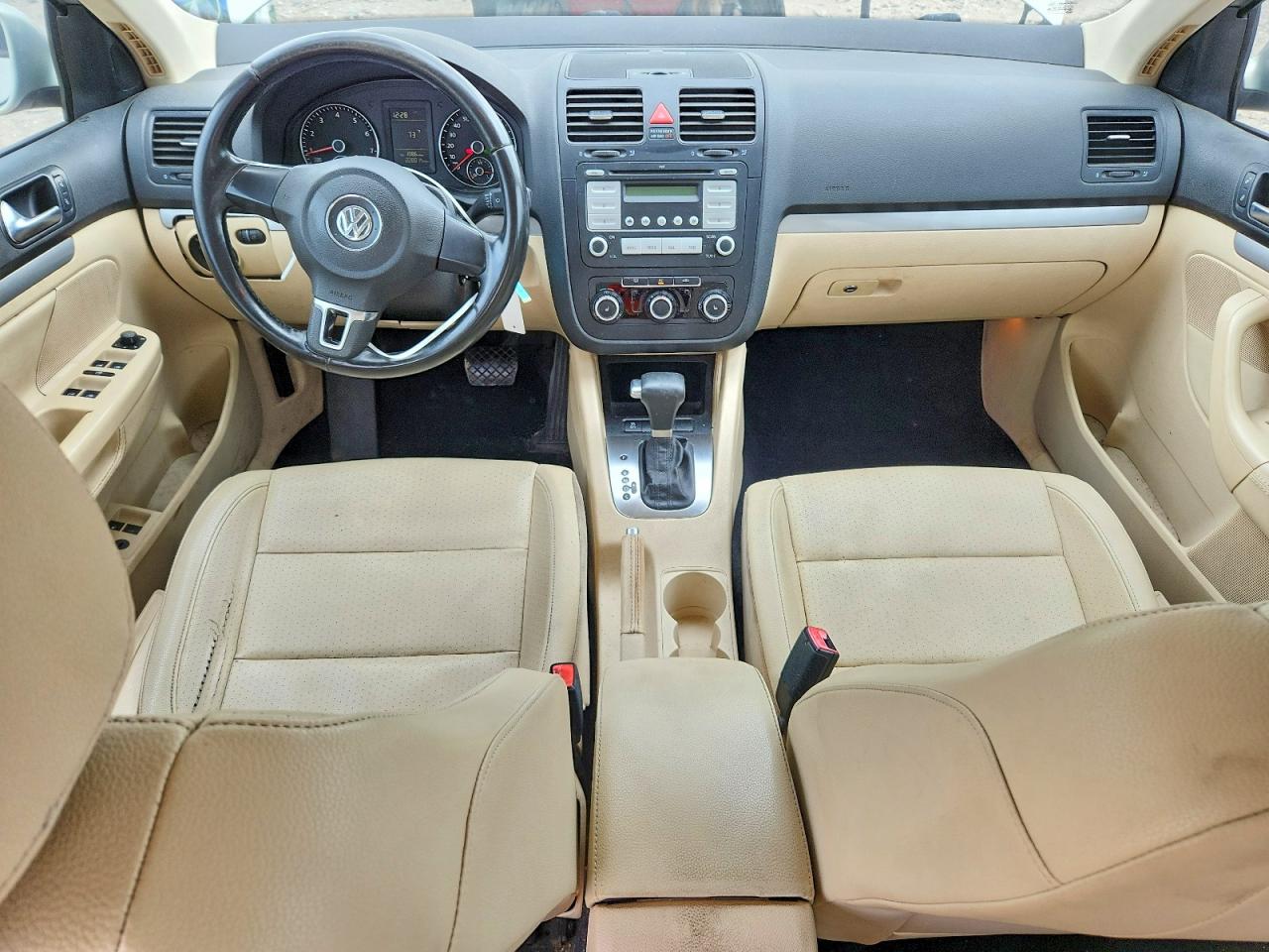 2010 Volkswagen Jetta Se Silver vin: 3VWRX7AJ8AM117548