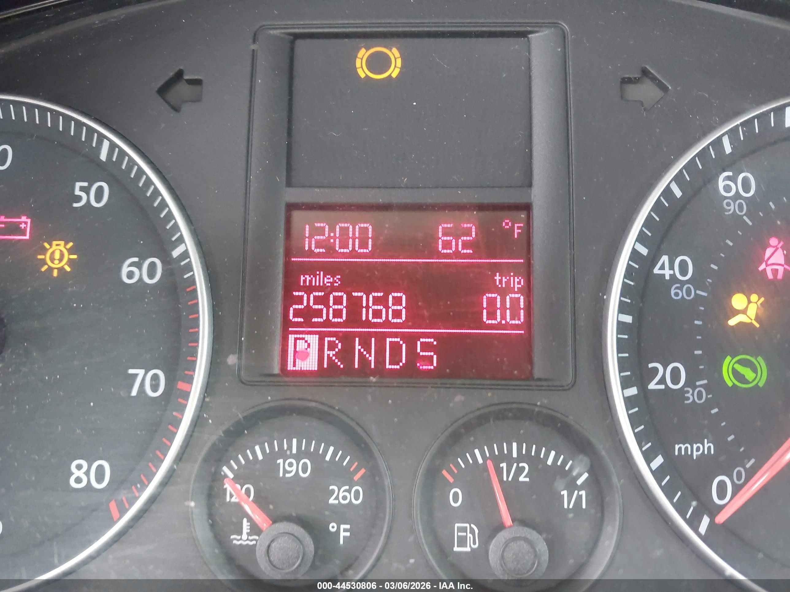 2008 Volkswagen Jetta Se Серебряный vin: 3VWRZ71K08M090312