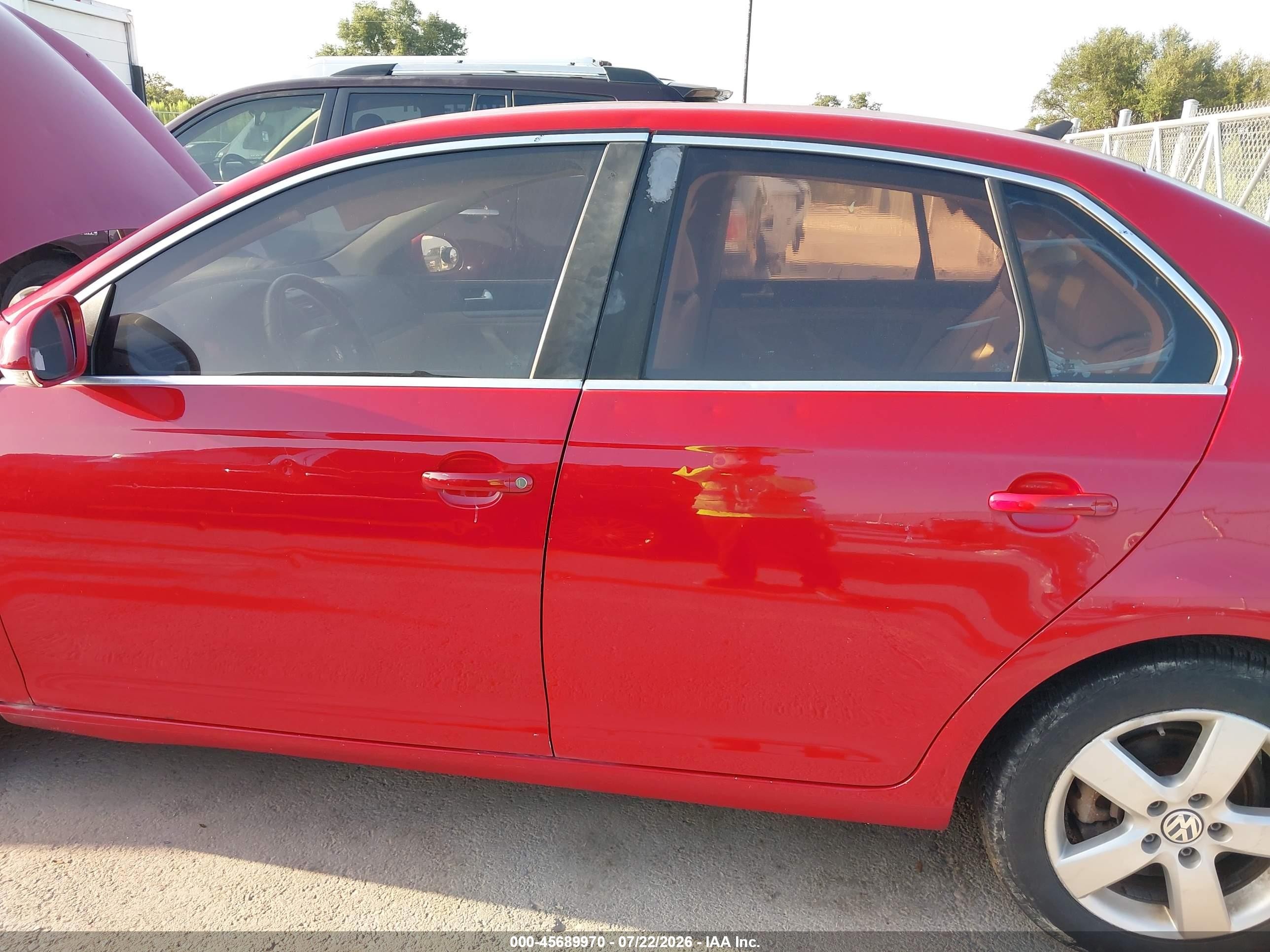 2008 Volkswagen Jetta Se/sel Красный vin: 3VWRZ71K08M155305
