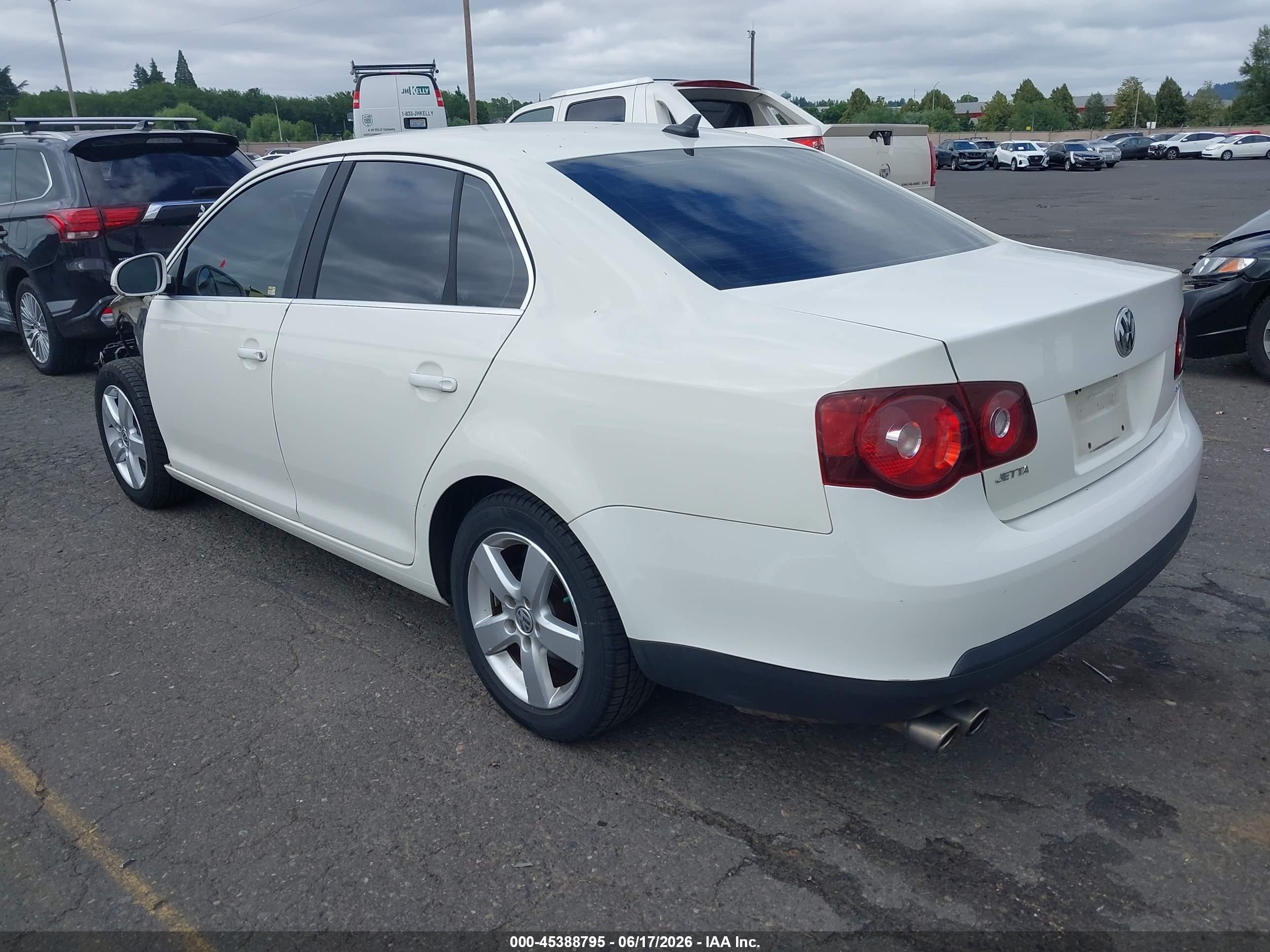 2008 Volkswagen Jetta Se/sel White vin: 3VWRZ71K08M178552