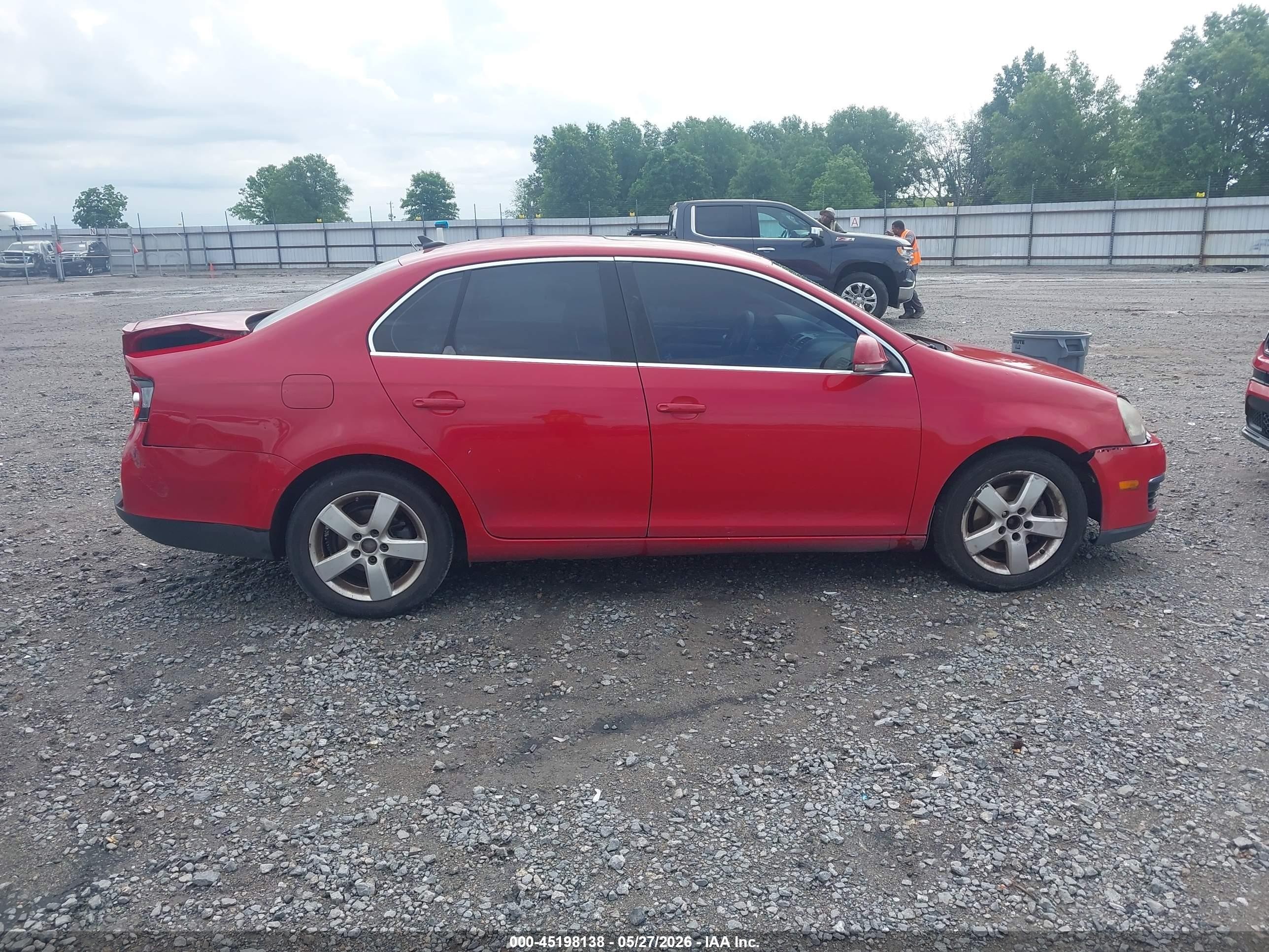 2009 Volkswagen Jetta Se/sel Red vin: 3VWRZ71K09M004482