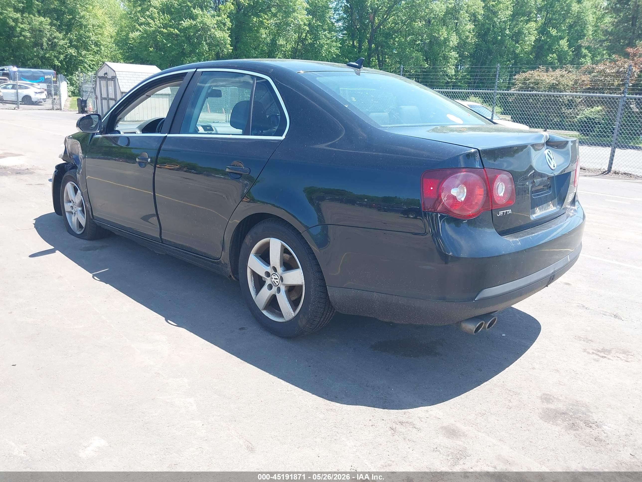 2008 Volkswagen Jetta Se Черный vin: 3VWRZ71K28M102413
