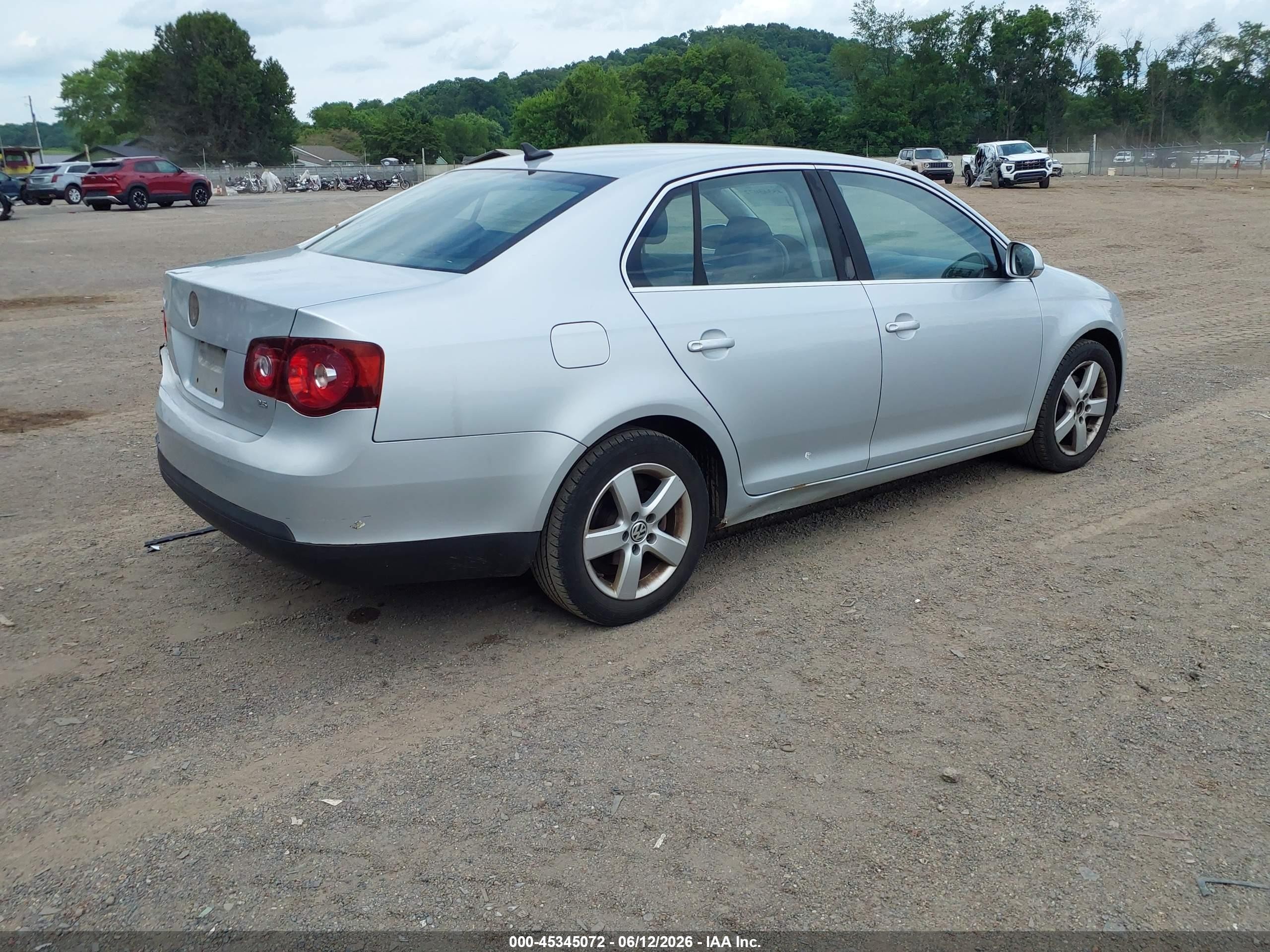 2009 Volkswagen Jetta Se/sel Silver vin: 3VWRZ71K29M007075