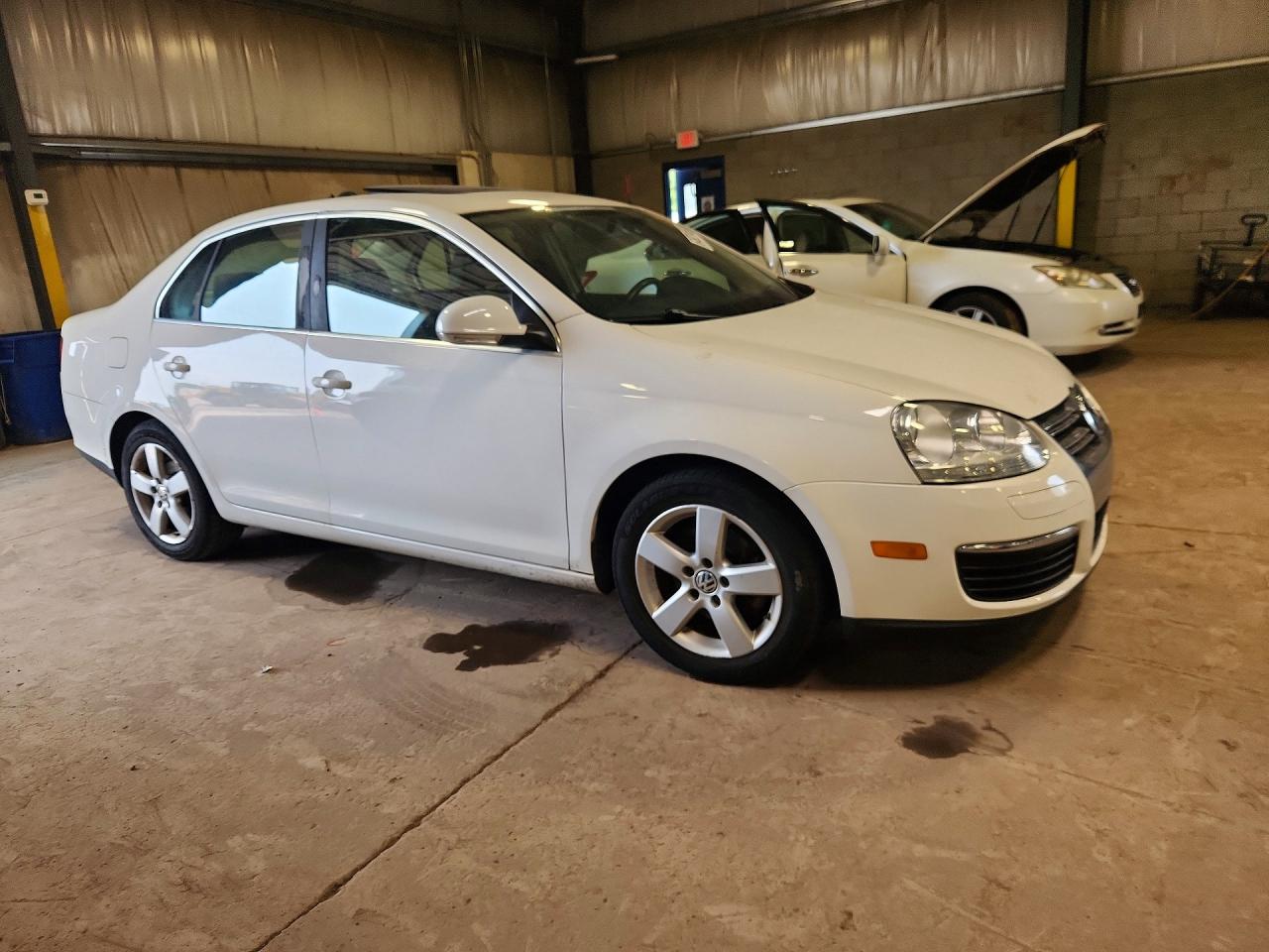 2009 Volkswagen Jetta Se Белый vin: 3VWRZ71K29M172169