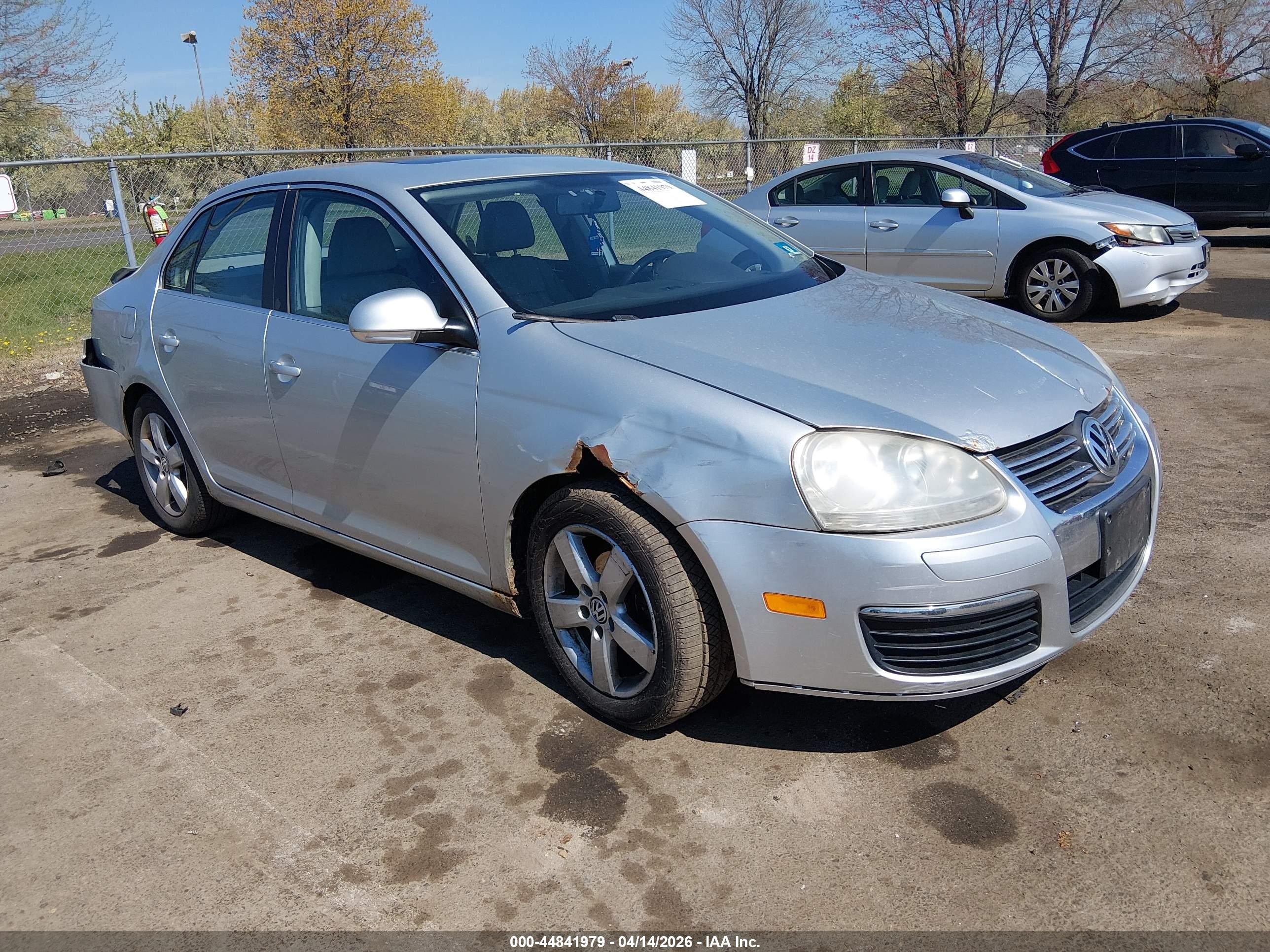 2009 Volkswagen Jetta Se Silver vin: 3VWRZ71K49M157057