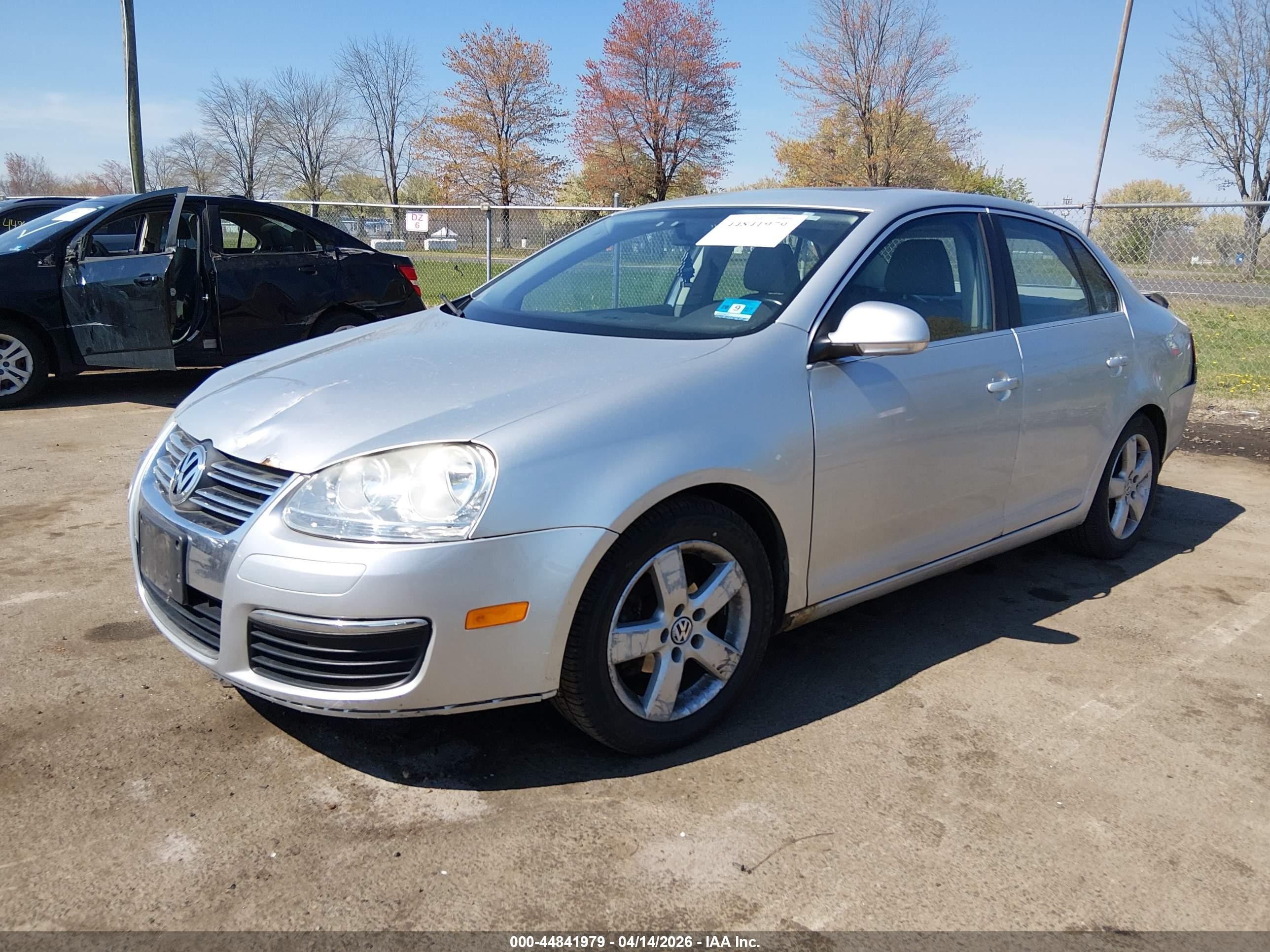 2009 Volkswagen Jetta Se Silver vin: 3VWRZ71K49M157057