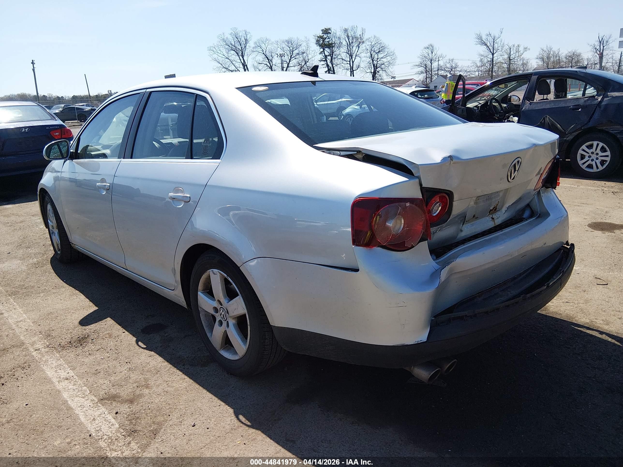 2009 Volkswagen Jetta Se Silver vin: 3VWRZ71K49M157057
