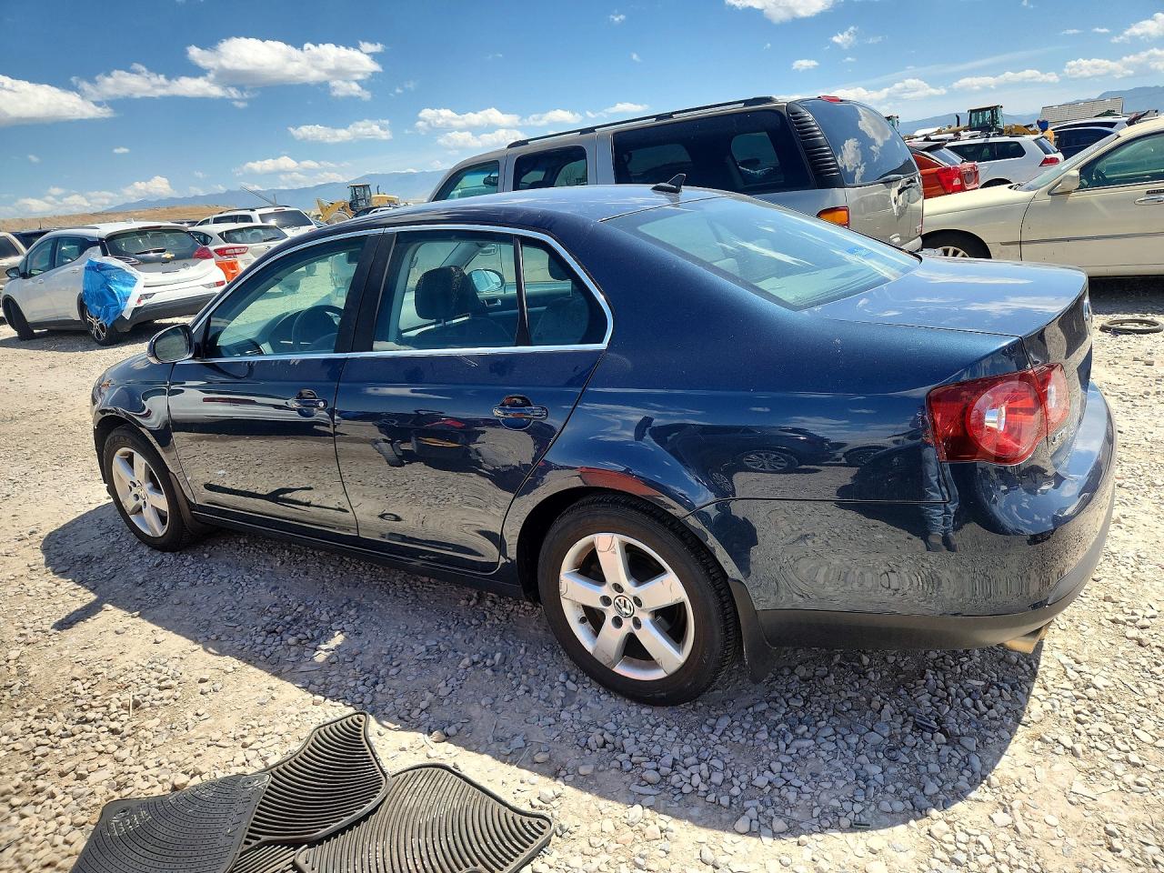 2008 Volkswagen Jetta Se Black vin: 3VWRZ71K58M155896