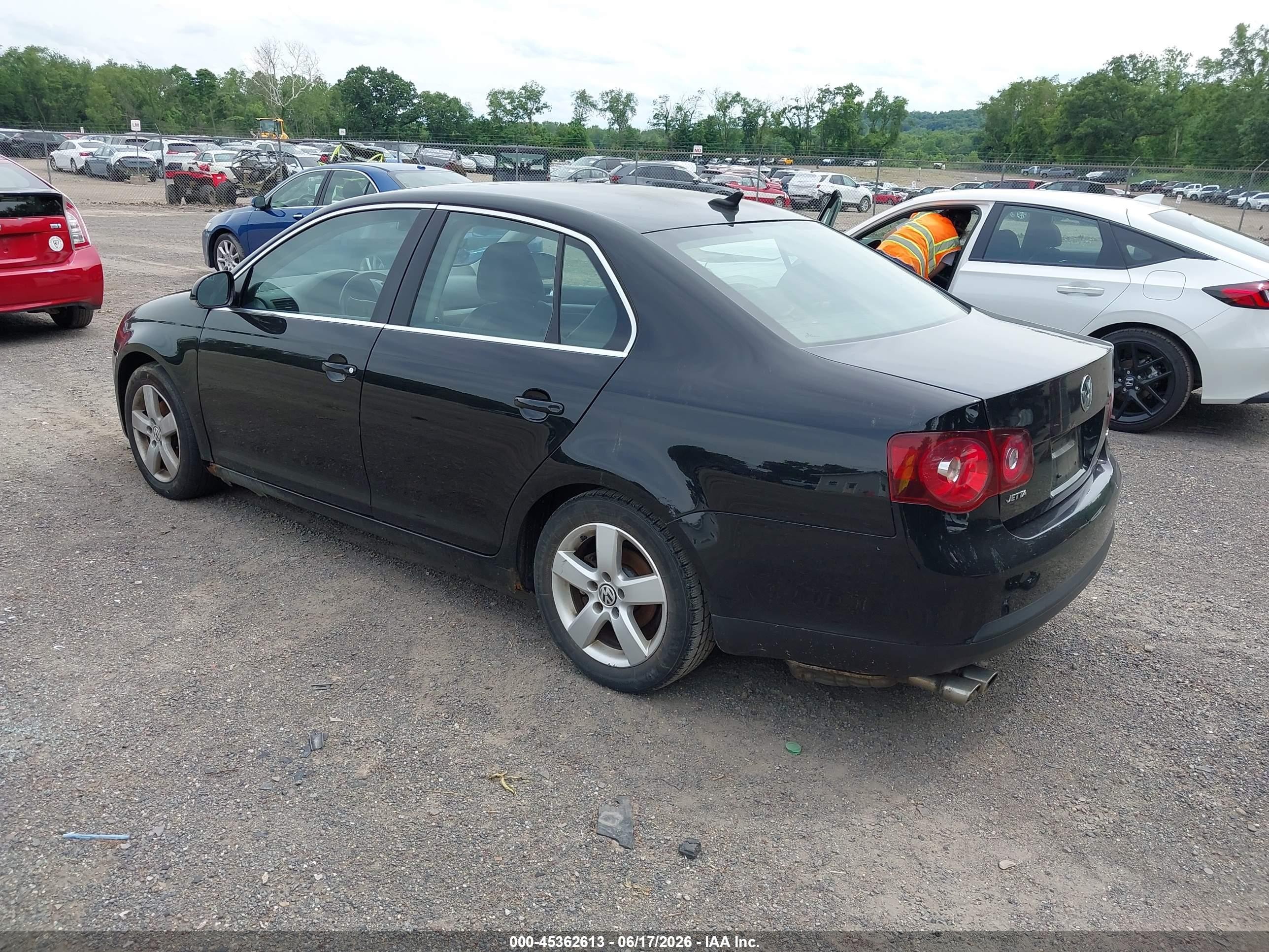 2009 Volkswagen Jetta Se Черный vin: 3VWRZ71K59M148240