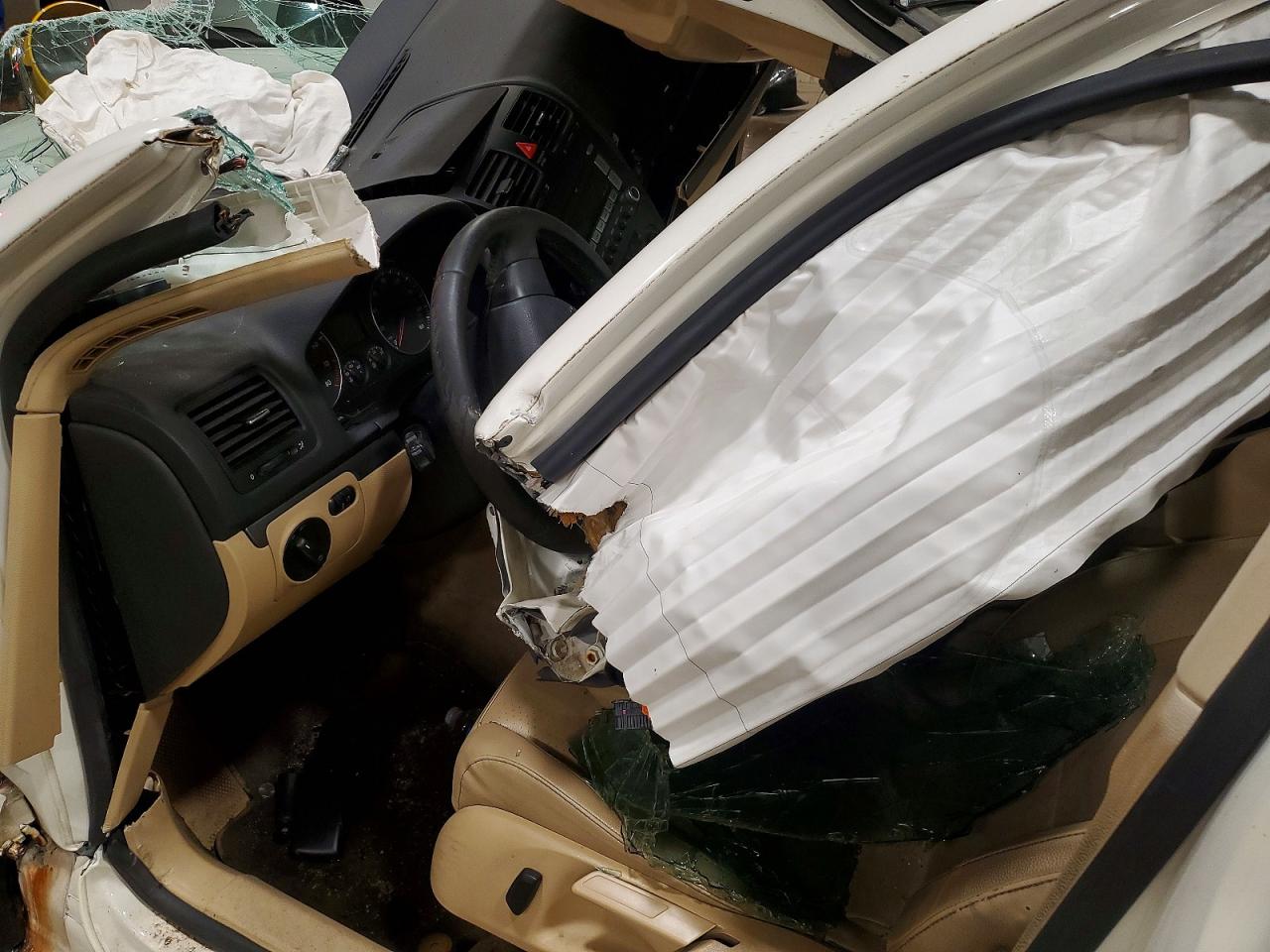 2008 Volkswagen Jetta Se Белый vin: 3VWRZ71K68M012911