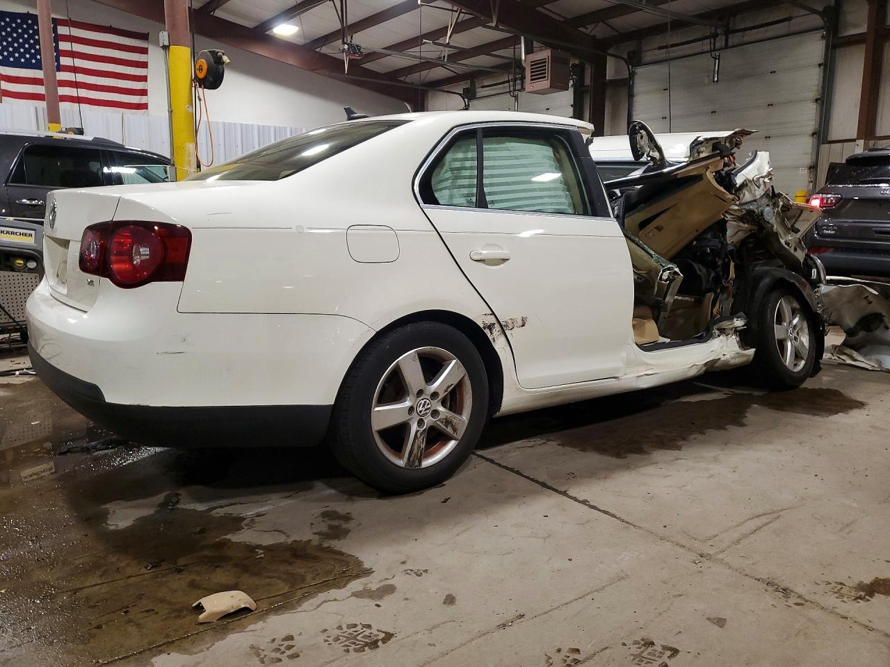 2008 Volkswagen Jetta Se Белый vin: 3VWRZ71K68M012911