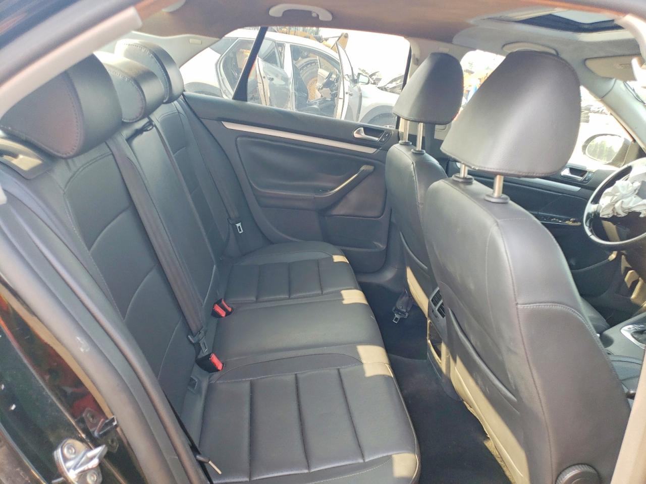 2009 Volkswagen Jetta Se Черный vin: 3VWRZ71K69M150160