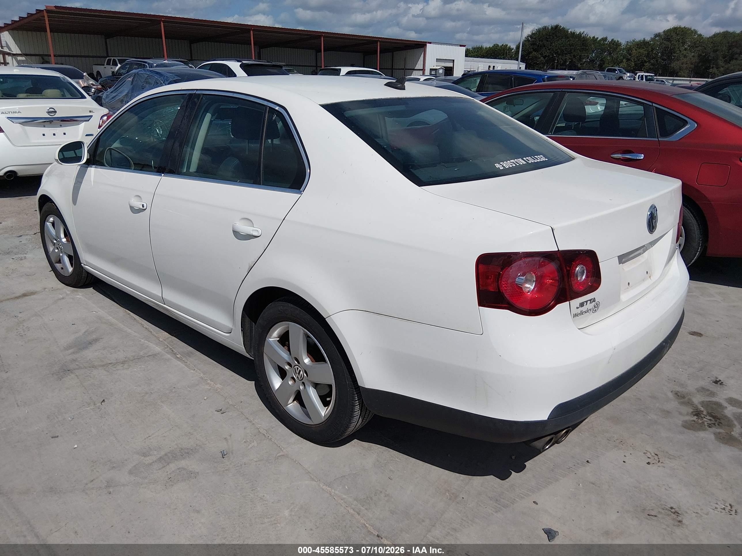 2008 Volkswagen Jetta Se/sel White vin: 3VWRZ71K78M032245