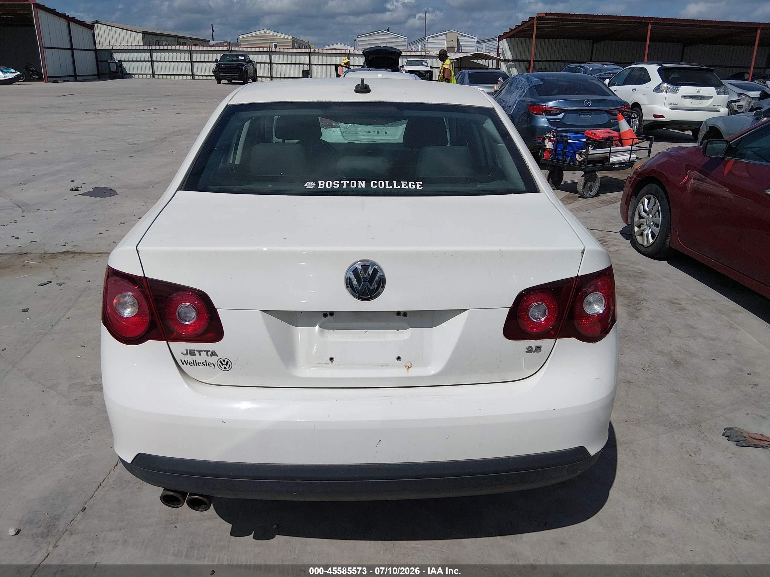 2008 Volkswagen Jetta Se/sel White vin: 3VWRZ71K78M032245