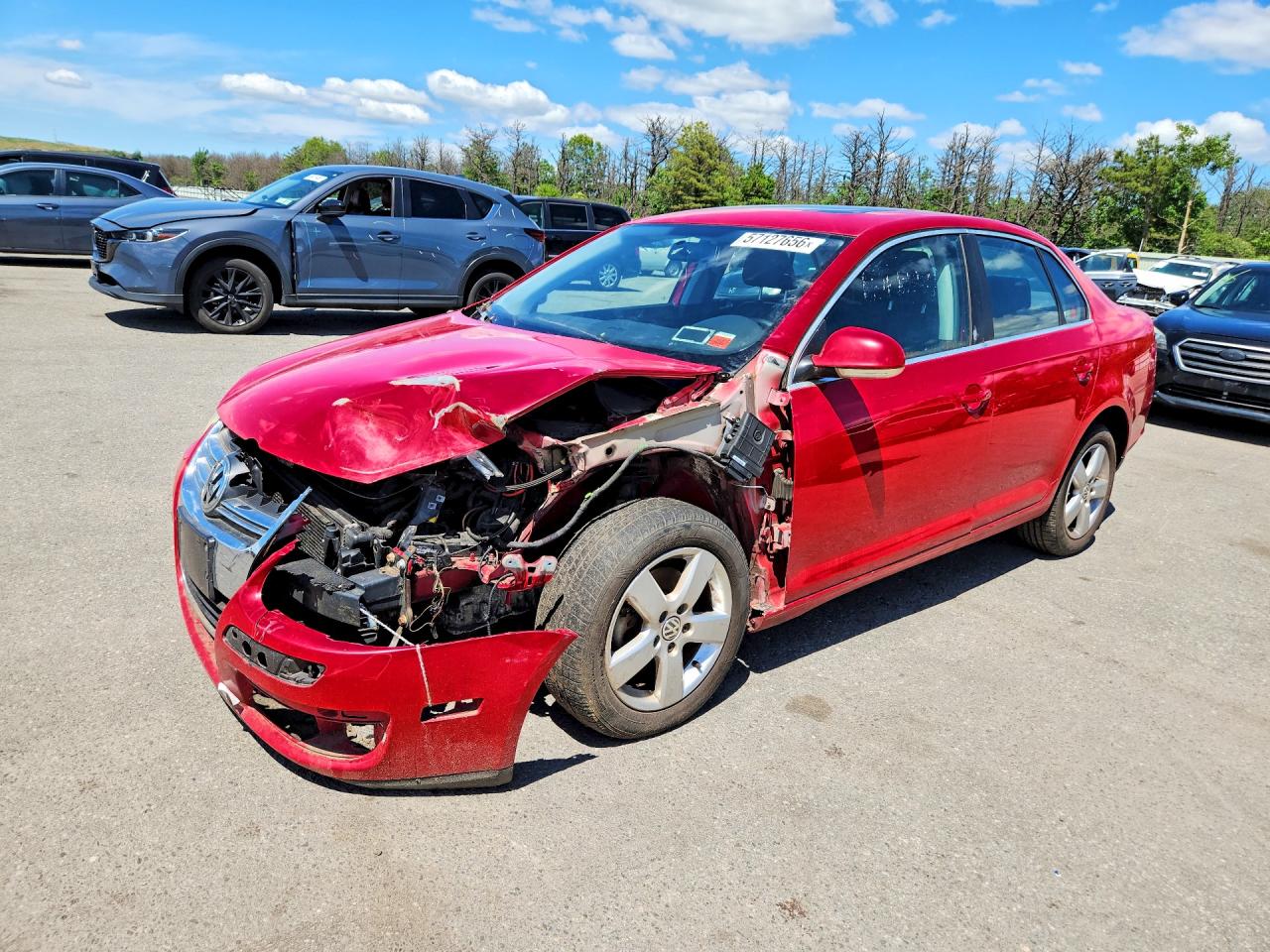 2009 Volkswagen Jetta Red vin: 3VWRZ71K79M036720
