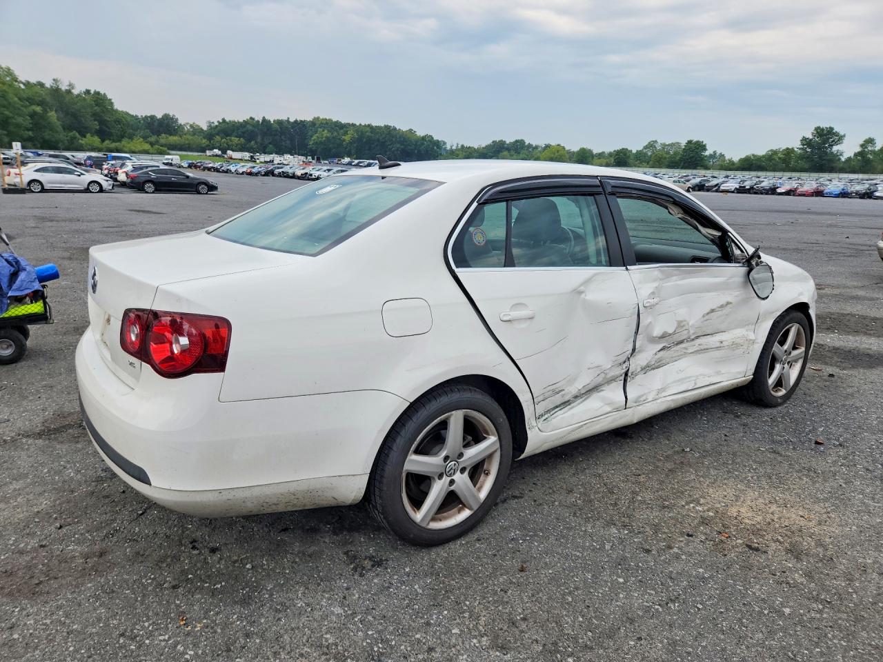 2009 Volkswagen Jetta Se White vin: 3VWRZ71K89M087093
