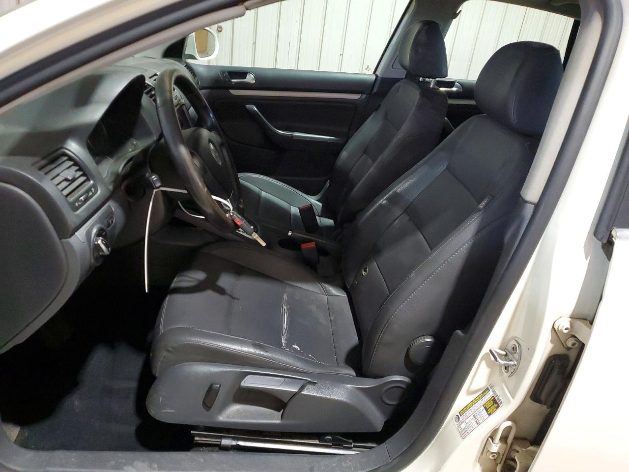 2008 Volkswagen Jetta Se White vin: 3VWRZ71K98M097176