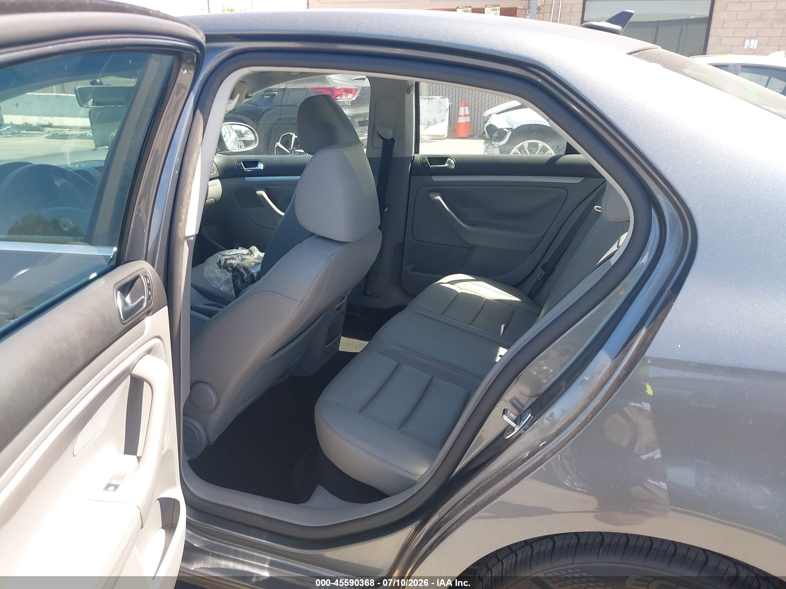 2009 Volkswagen Jetta Se Gray vin: 3VWRZ71K99M086387