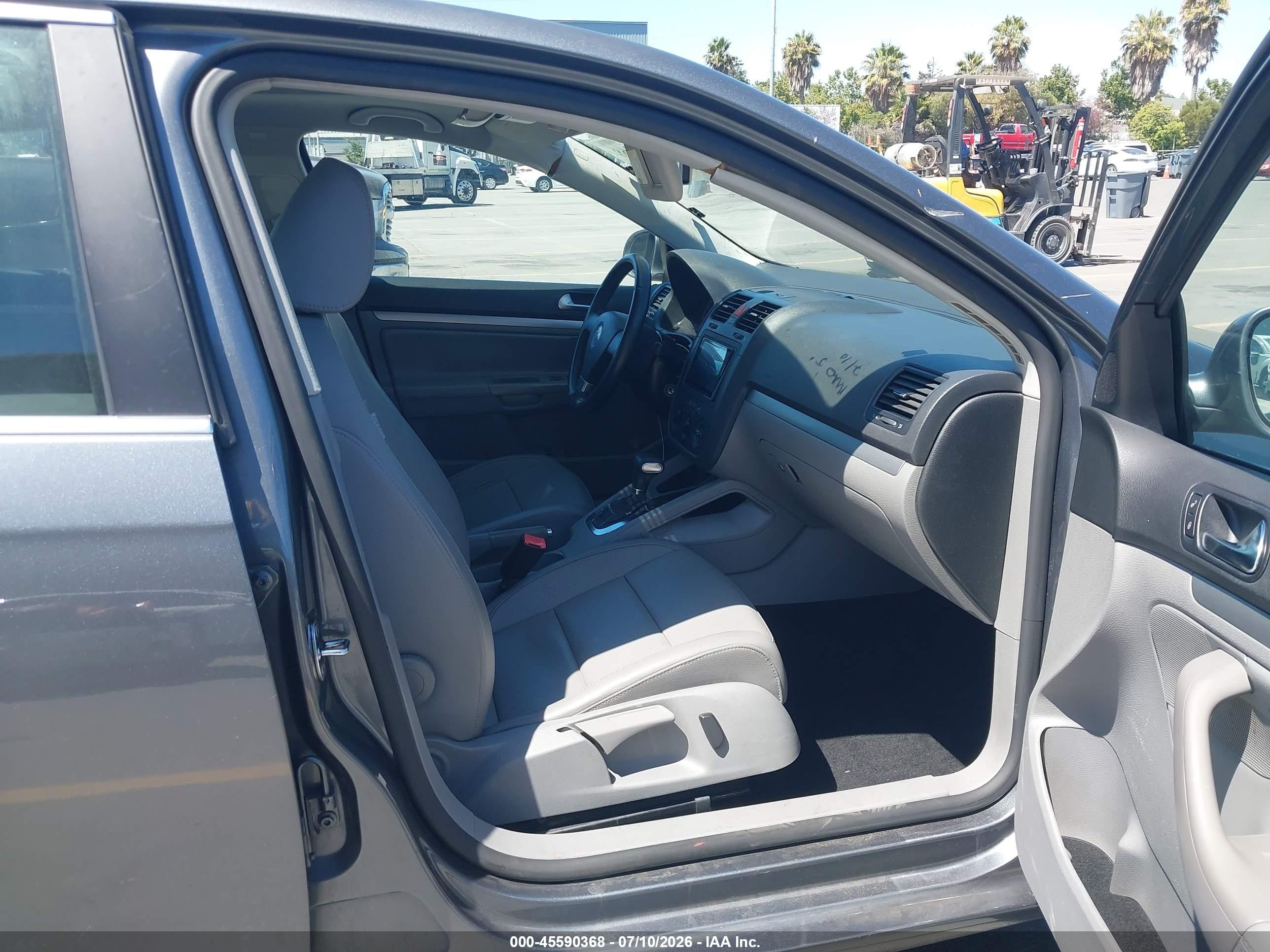 2009 Volkswagen Jetta Se Gray vin: 3VWRZ71K99M086387