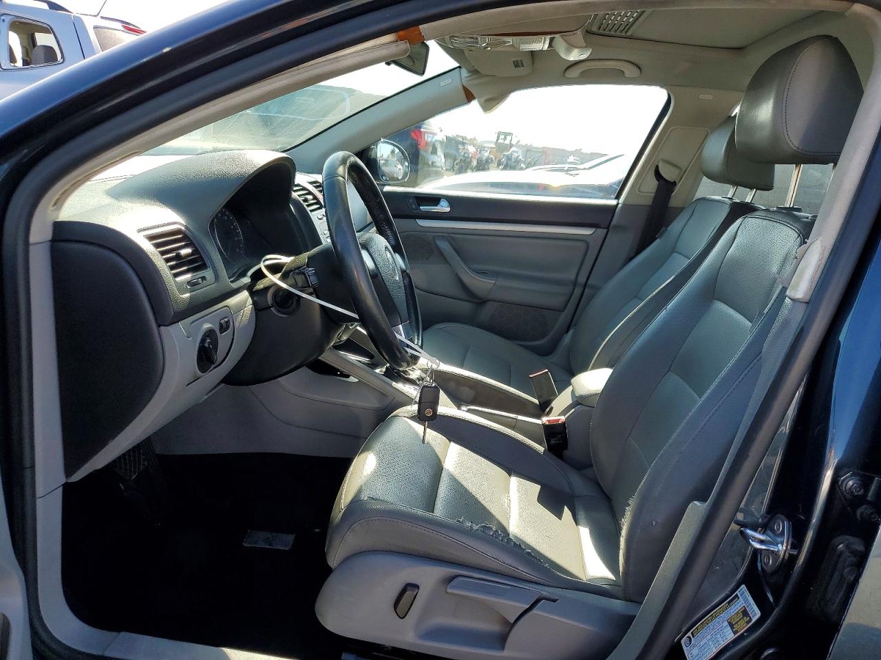 2008 Volkswagen Jetta Se Blue vin: 3VWRZ71KX8M051971