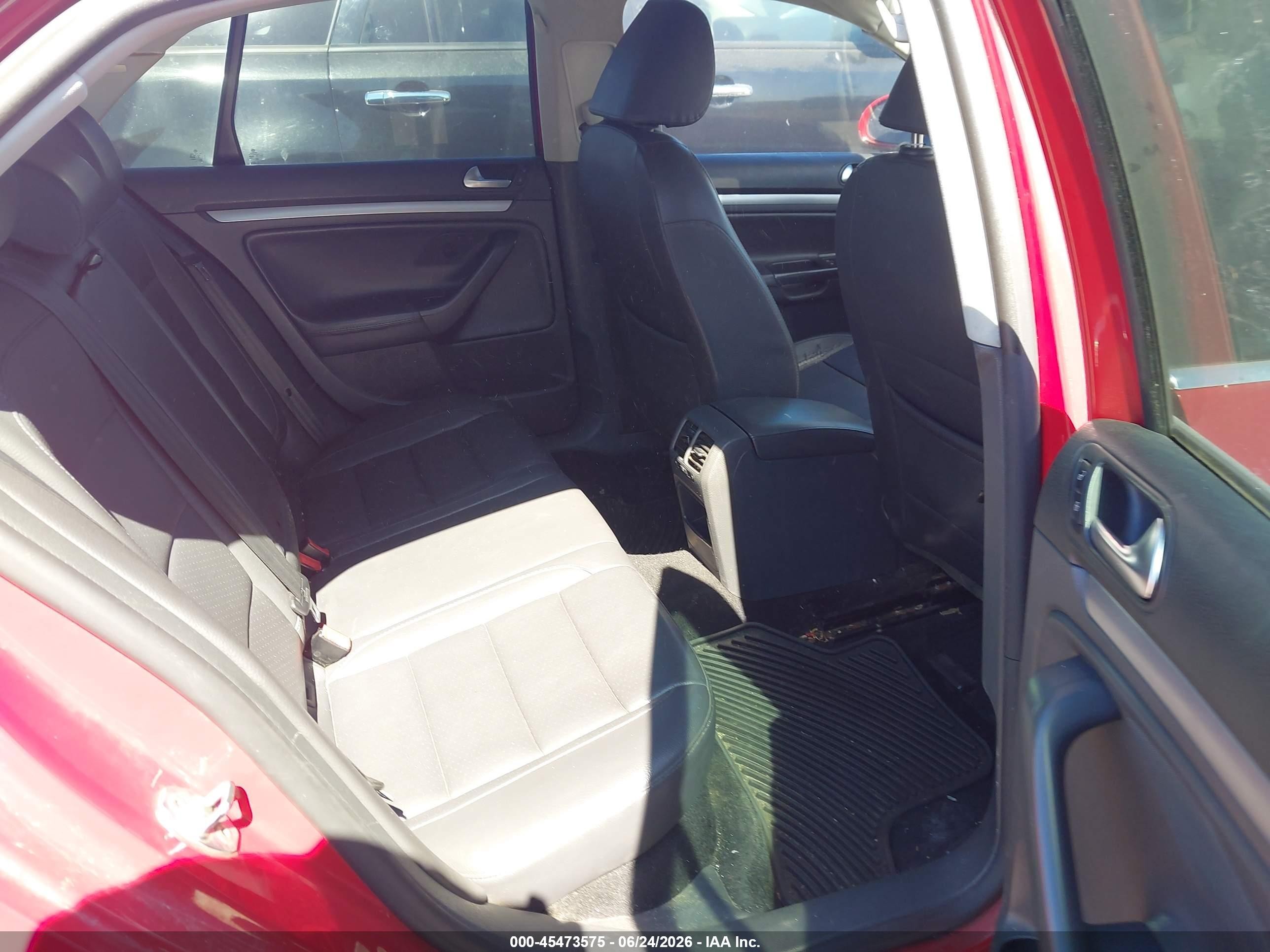 2009 Volkswagen Jetta Se Red vin: 3VWRZ71KX9M120126