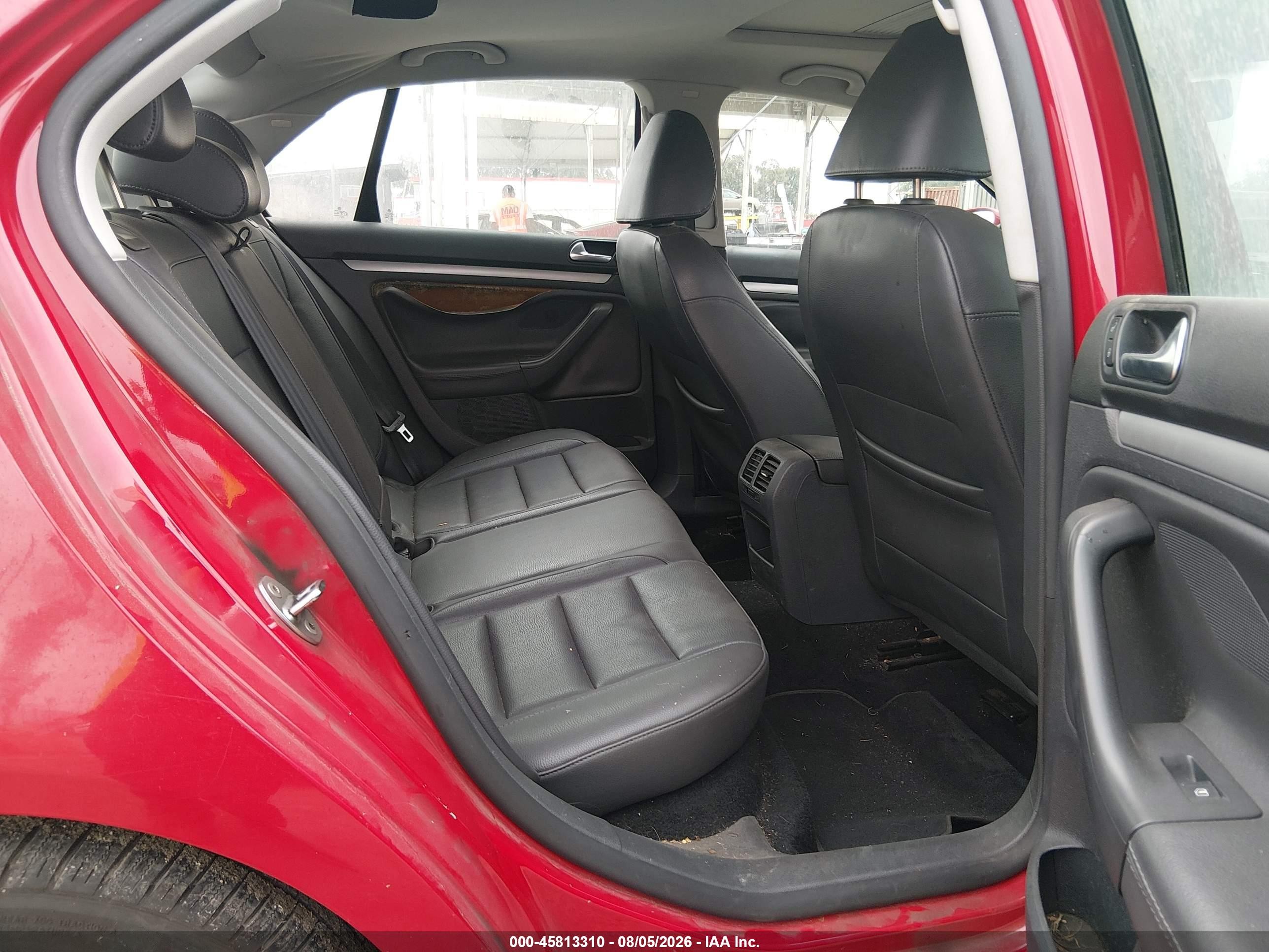 2009 Volkswagen Jetta Se Red vin: 3VWRZ71KX9M140487