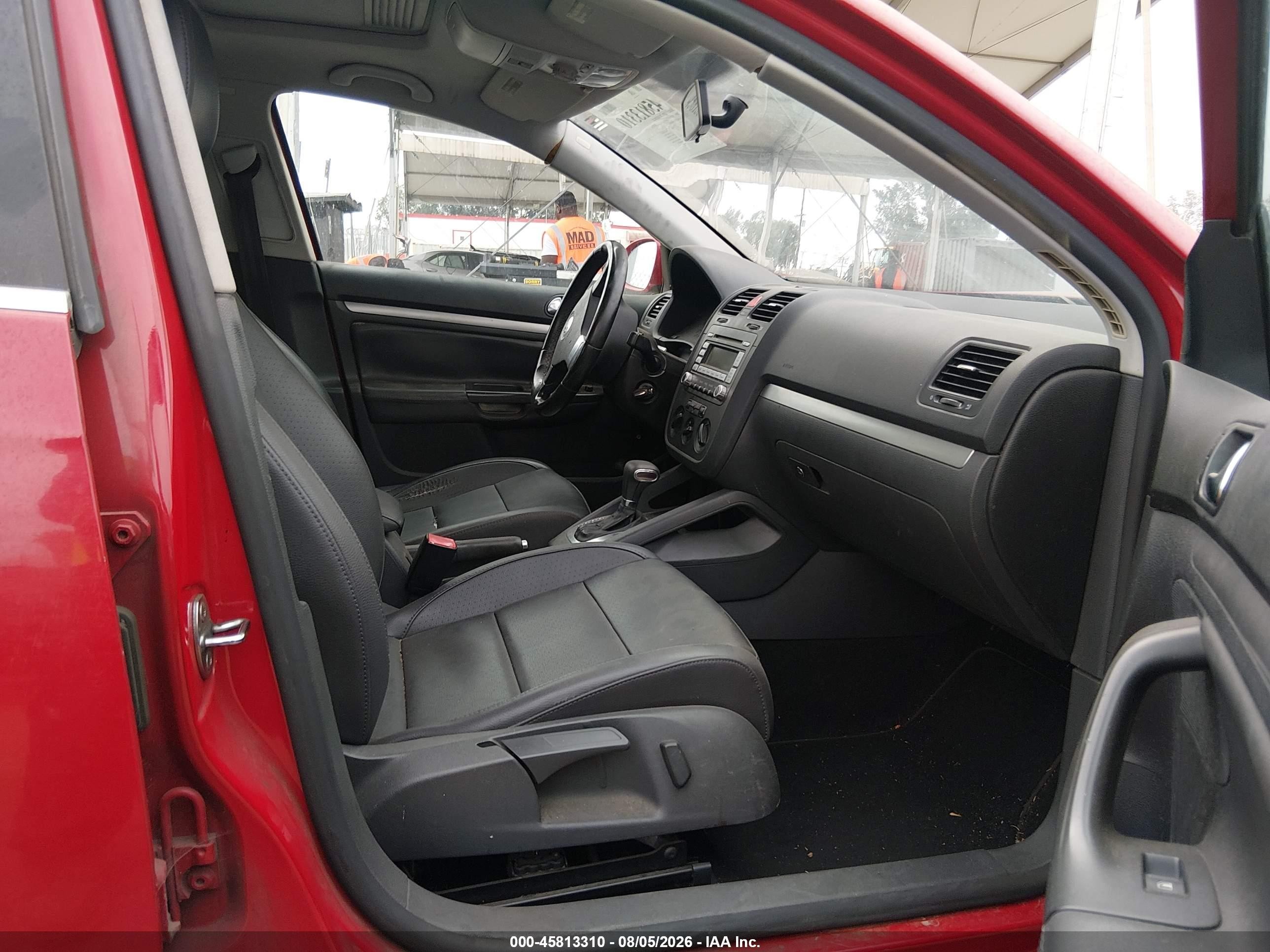 2009 Volkswagen Jetta Se Red vin: 3VWRZ71KX9M140487