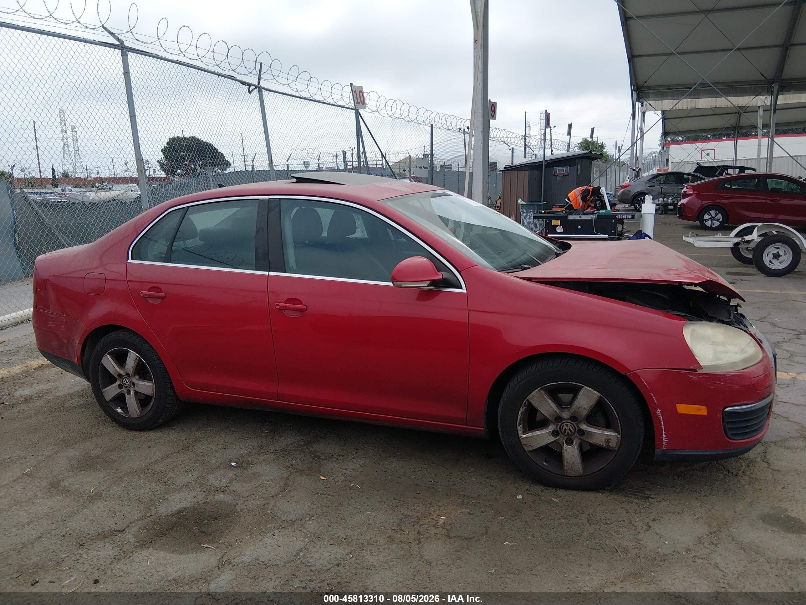 2009 Volkswagen Jetta Se Red vin: 3VWRZ71KX9M140487