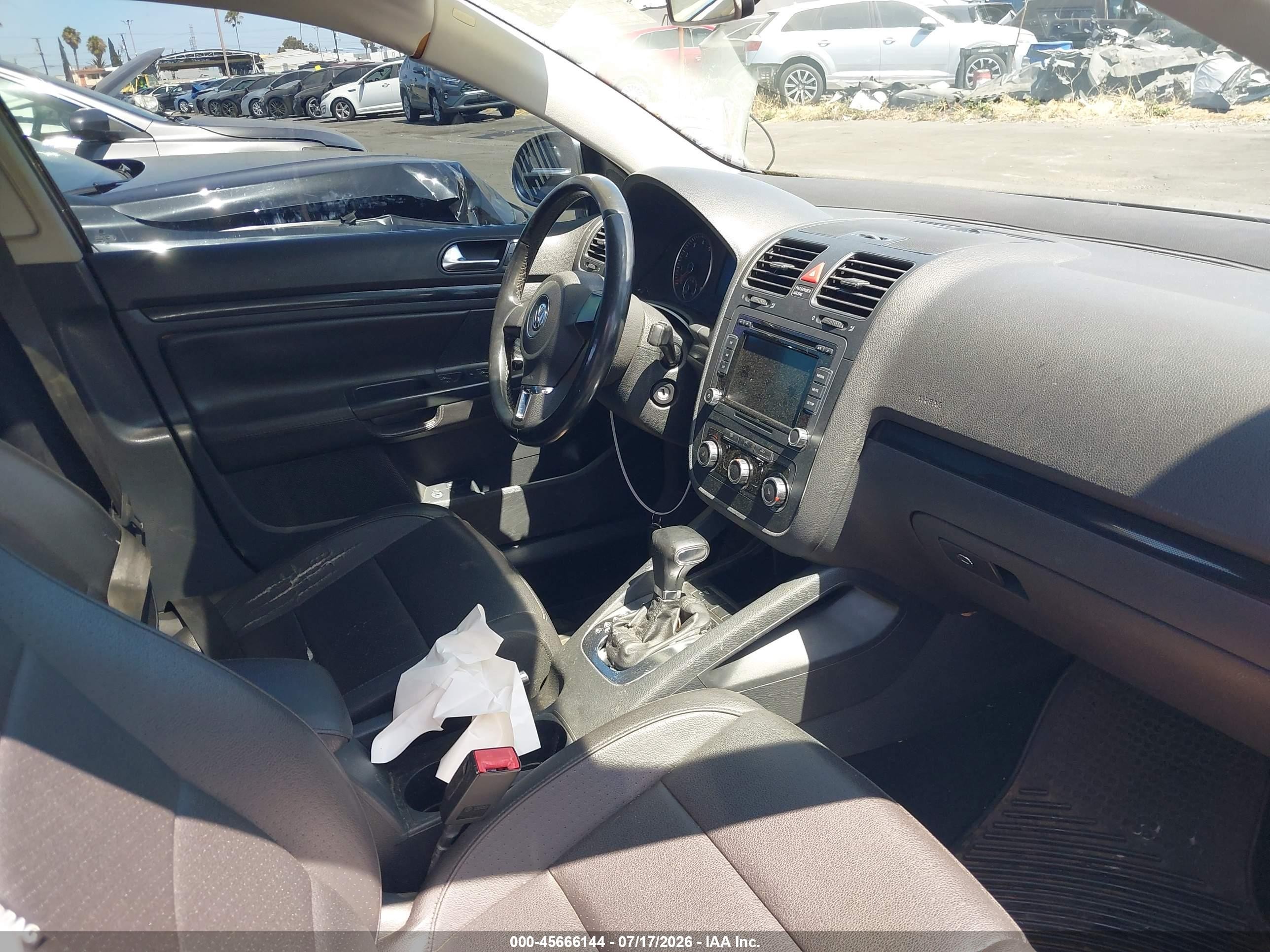 2010 Volkswagen Jetta Se Gray vin: 3VWRZ7AJ0AM047358