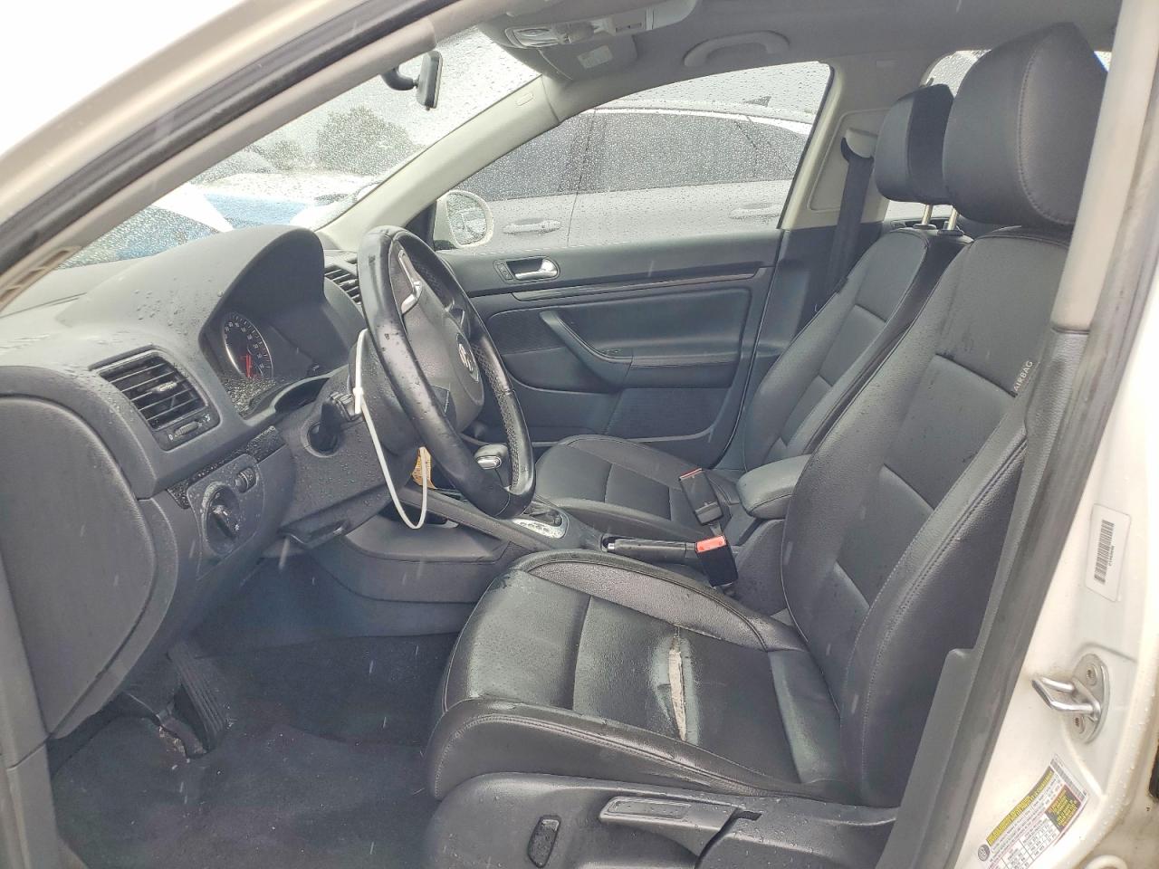 2010 Volkswagen Jetta Se White vin: 3VWRZ7AJ0AM061051