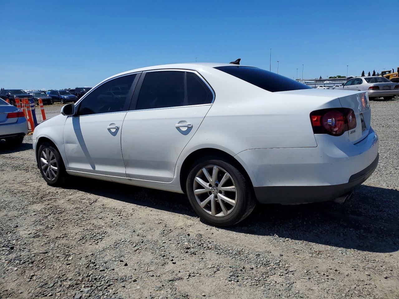 2010 Volkswagen Jetta Se Белый vin: 3VWRZ7AJ1AM056828