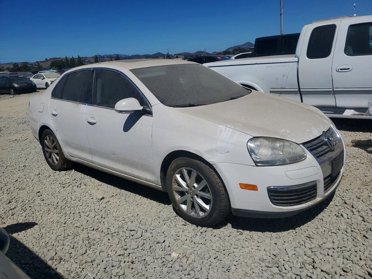 2010 Volkswagen Jetta Se White vin: 3VWRZ7AJ1AM067750
