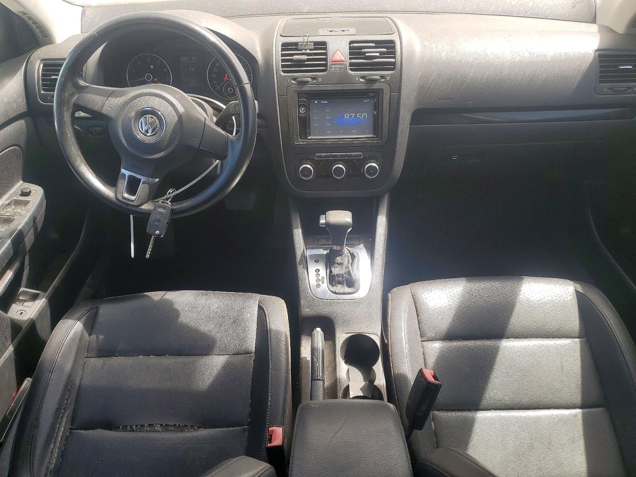 2010 Volkswagen Jetta Se White vin: 3VWRZ7AJ1AM067750