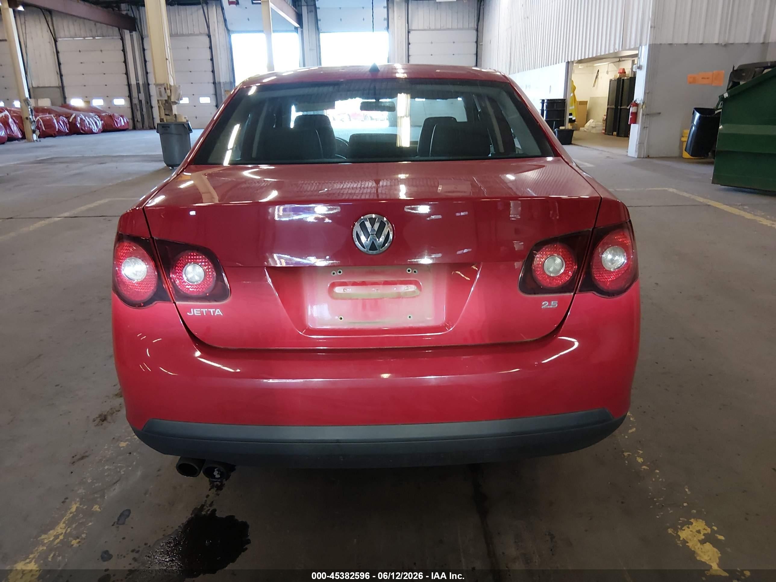 2010 Volkswagen Jetta Limited Edition Красный vin: 3VWRZ7AJ1AM157612