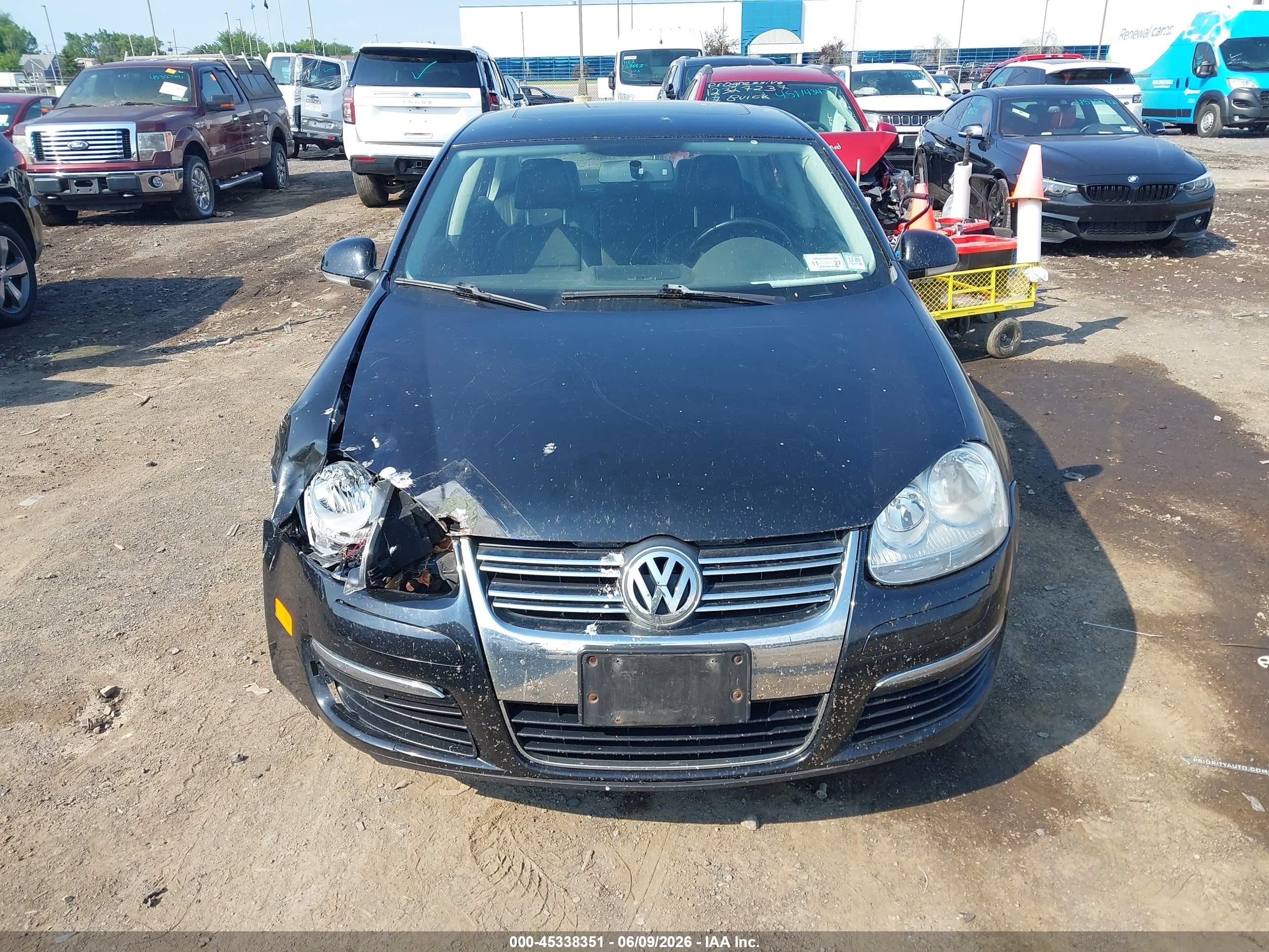 2010 Volkswagen Jetta Se Black vin: 3VWRZ7AJ2AM045532