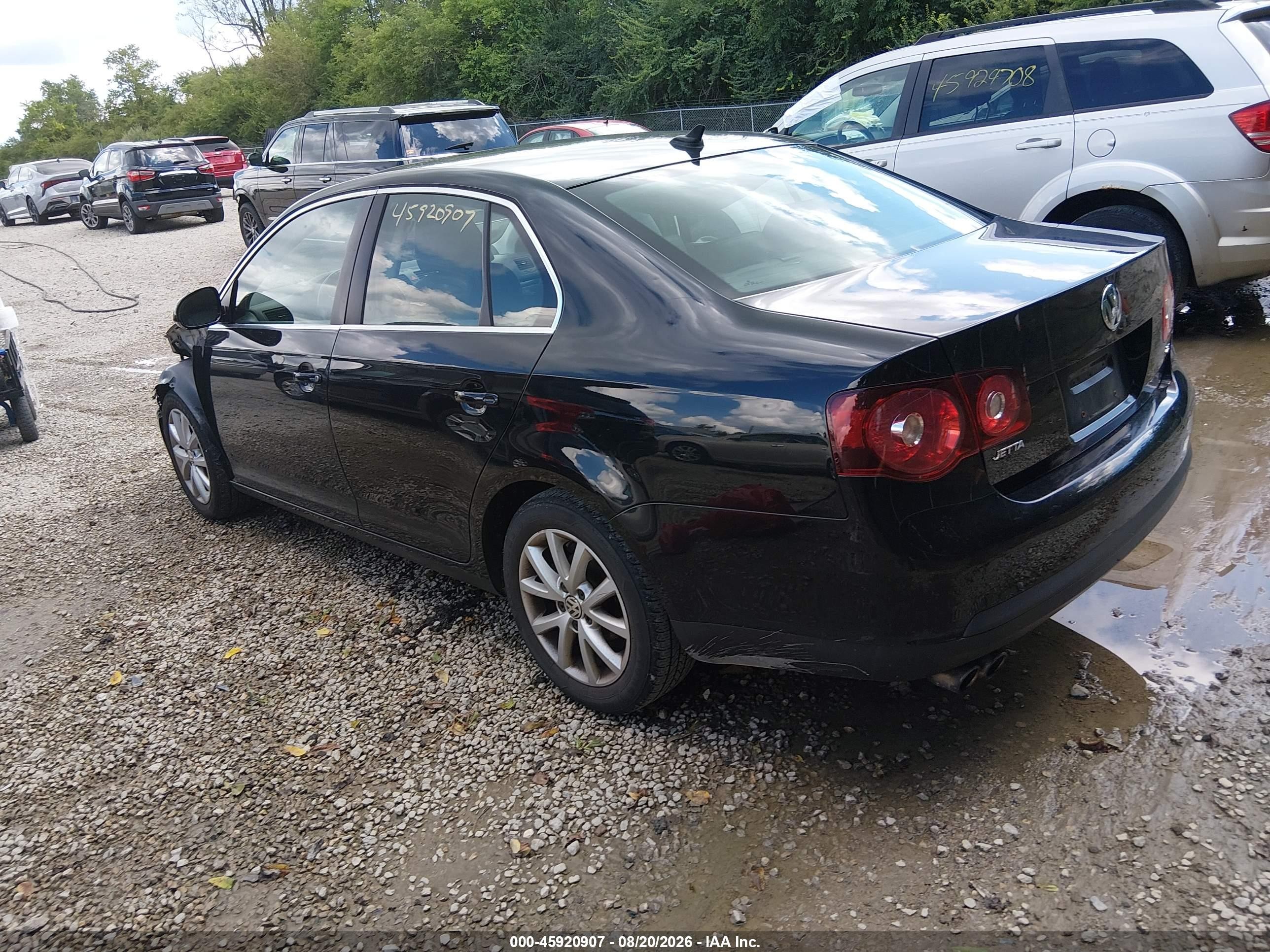 2010 Volkswagen Jetta Se Black vin: 3VWRZ7AJ2AM054330