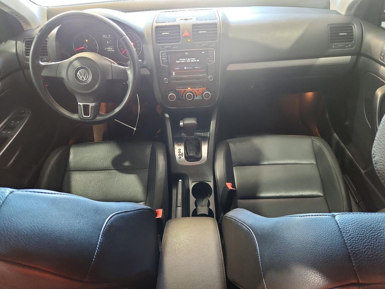 2010 Volkswagen Jetta Se Черный vin: 3VWRZ7AJ2AM148966