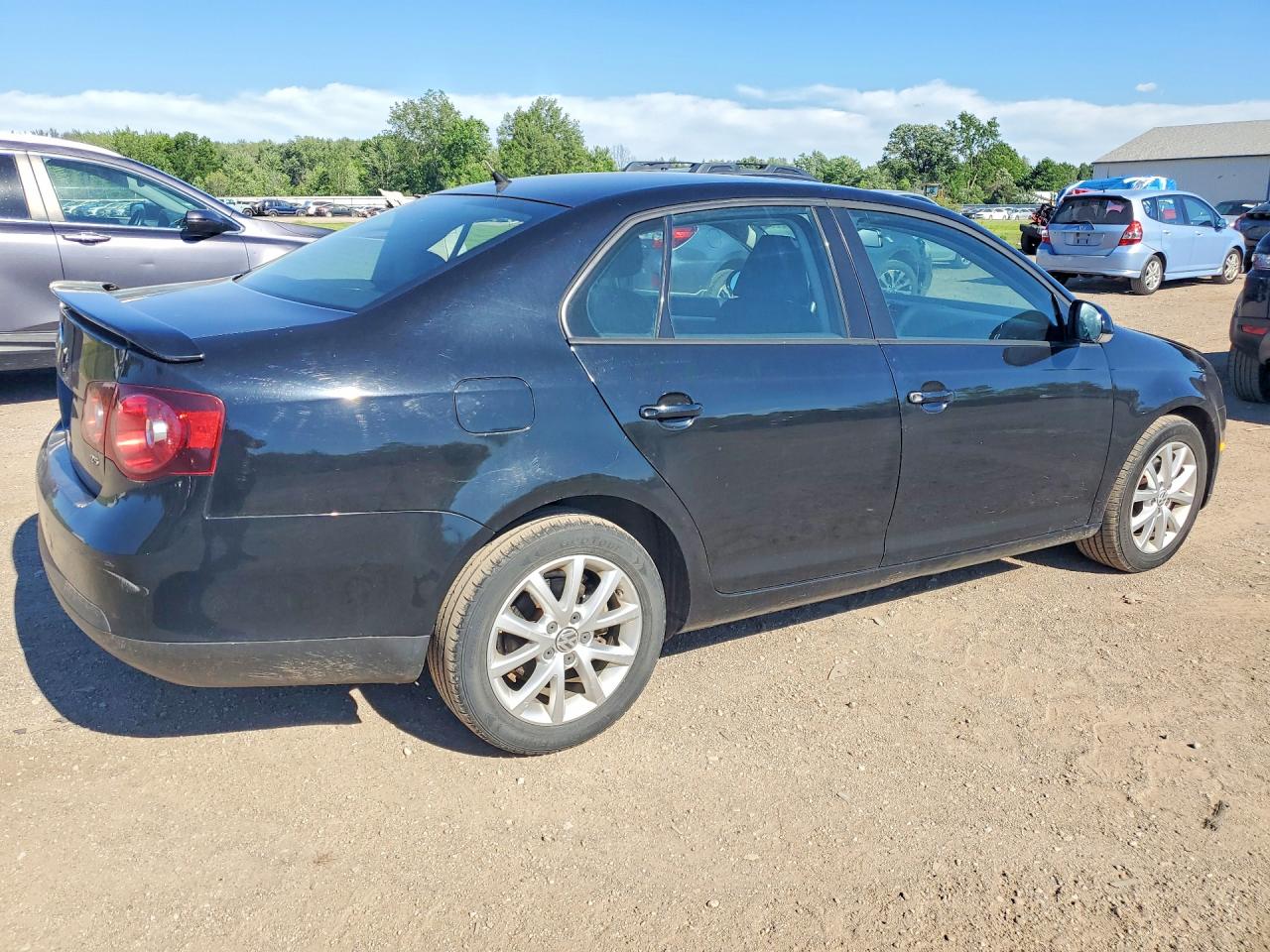 2010 Volkswagen Jetta Se Black vin: 3VWRZ7AJ3AM120206