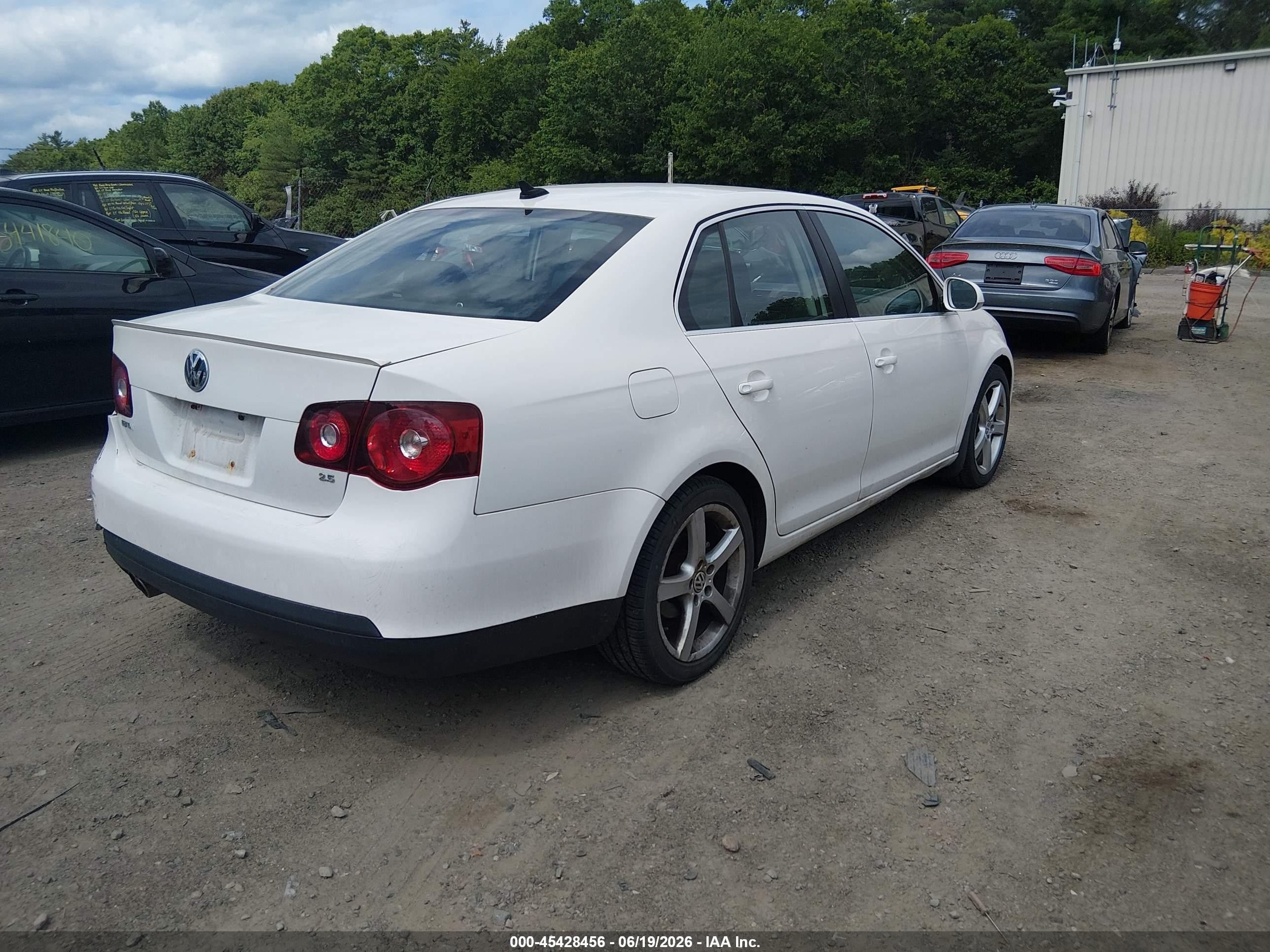 2010 Volkswagen Jetta Se White vin: 3VWRZ7AJ4AM059657