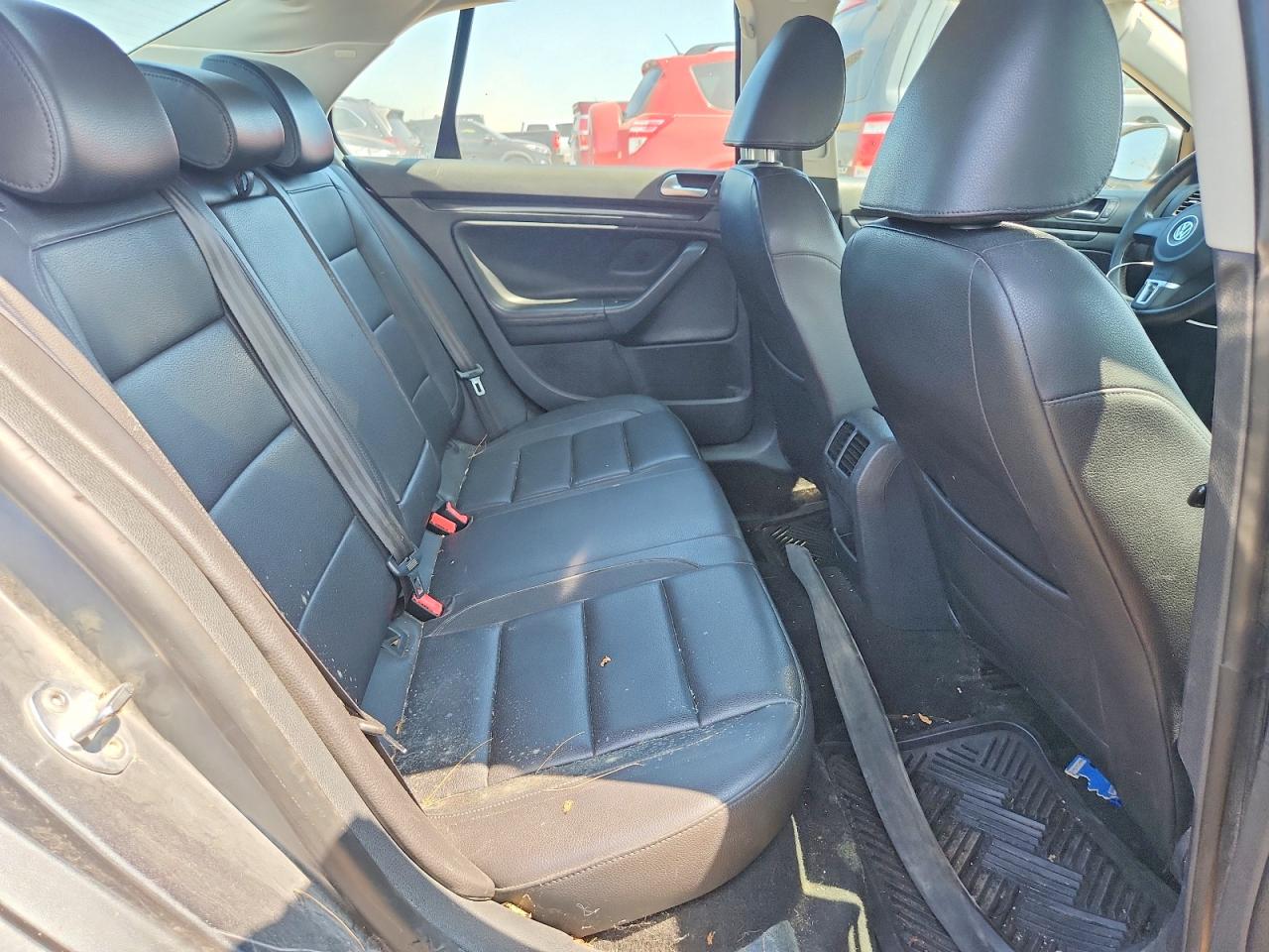 2010 Volkswagen Jetta Se Gray vin: 3VWRZ7AJ4AM103138