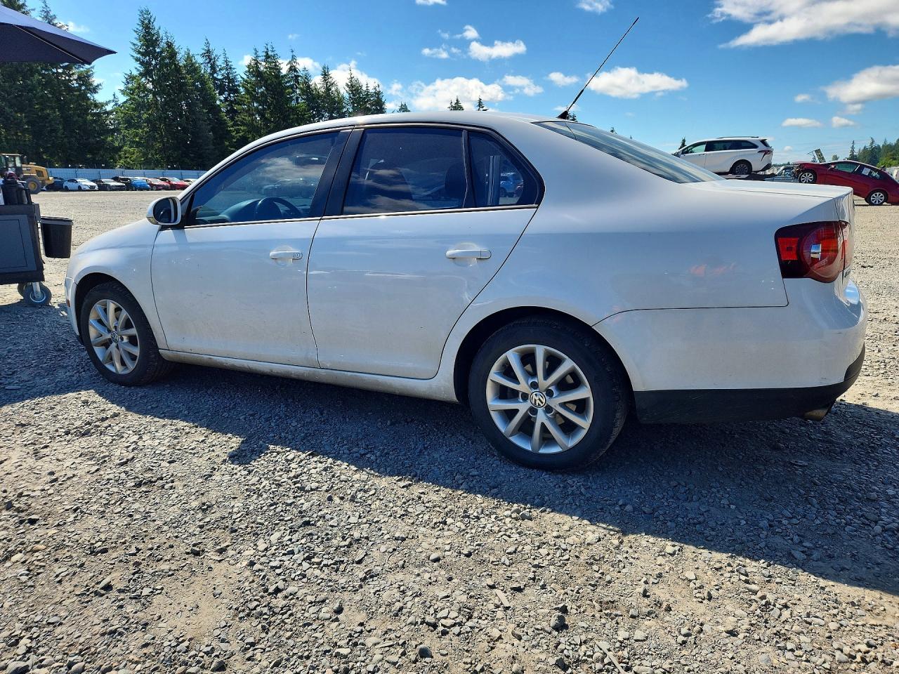 2010 Volkswagen Jetta Se White vin: 3VWRZ7AJ4AM111191