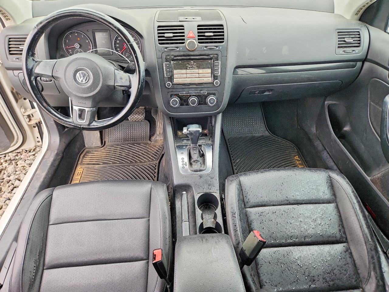 2010 Volkswagen Jetta Se Белый vin: 3VWRZ7AJ5AM049607