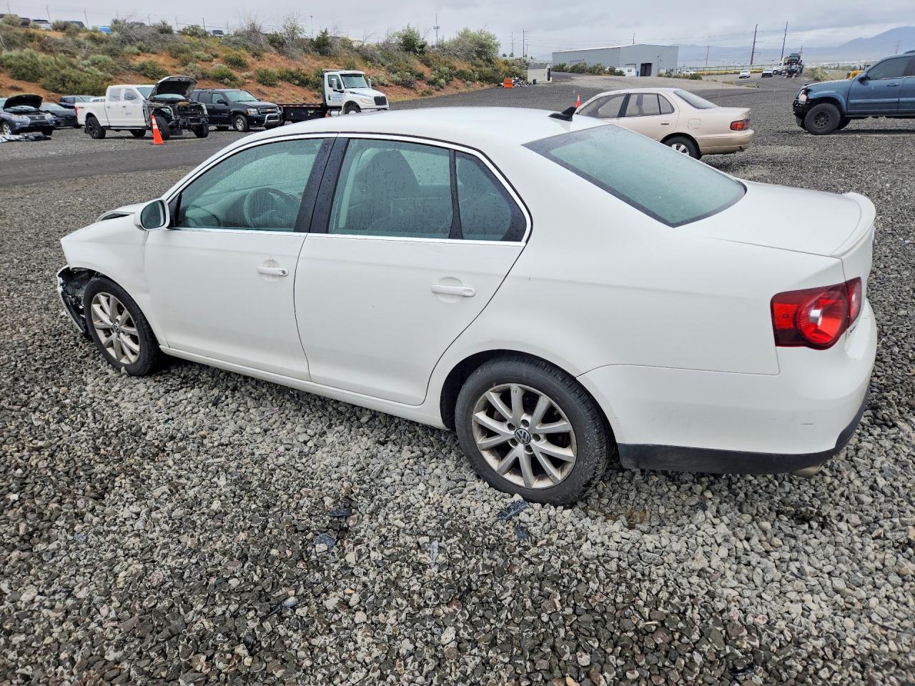 2010 Volkswagen Jetta Se Белый vin: 3VWRZ7AJ5AM049607