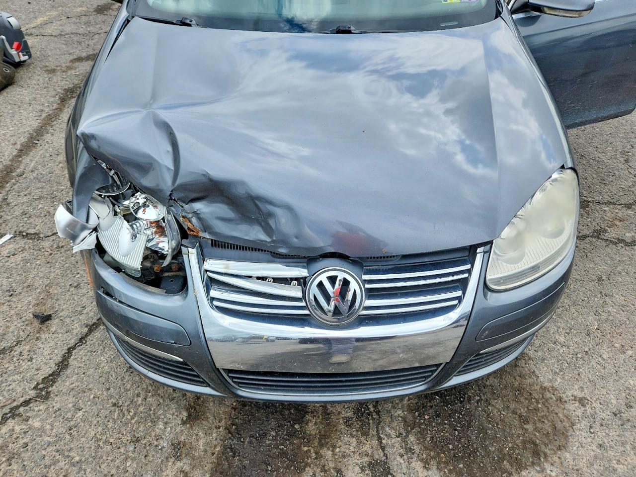 2010 Volkswagen Jetta Se Gray vin: 3VWRZ7AJ5AM050269