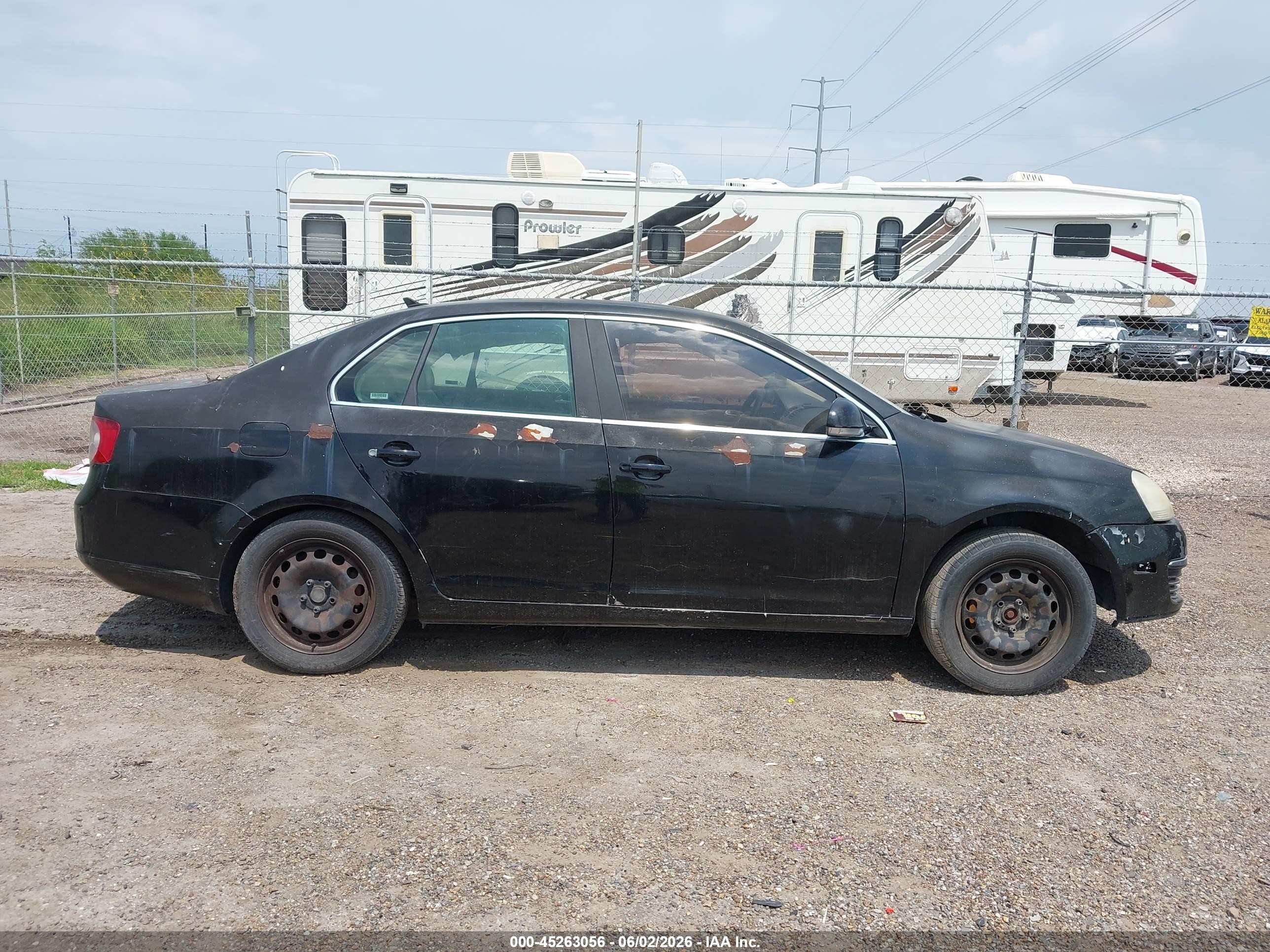 2010 Volkswagen Jetta Se Black vin: 3VWRZ7AJ6AM012713