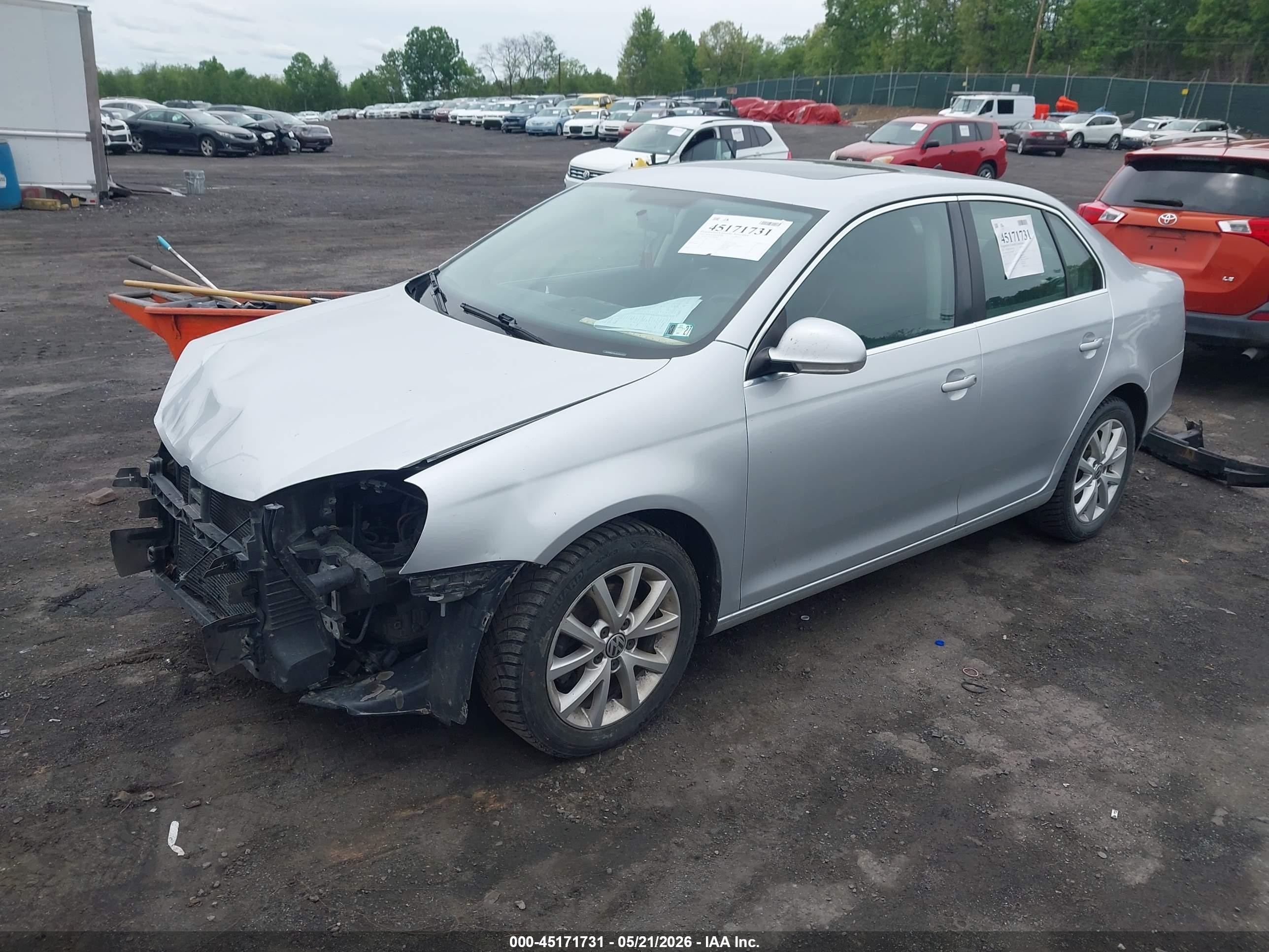 2010 Volkswagen Jetta Se Silver vin: 3VWRZ7AJ6AM035988