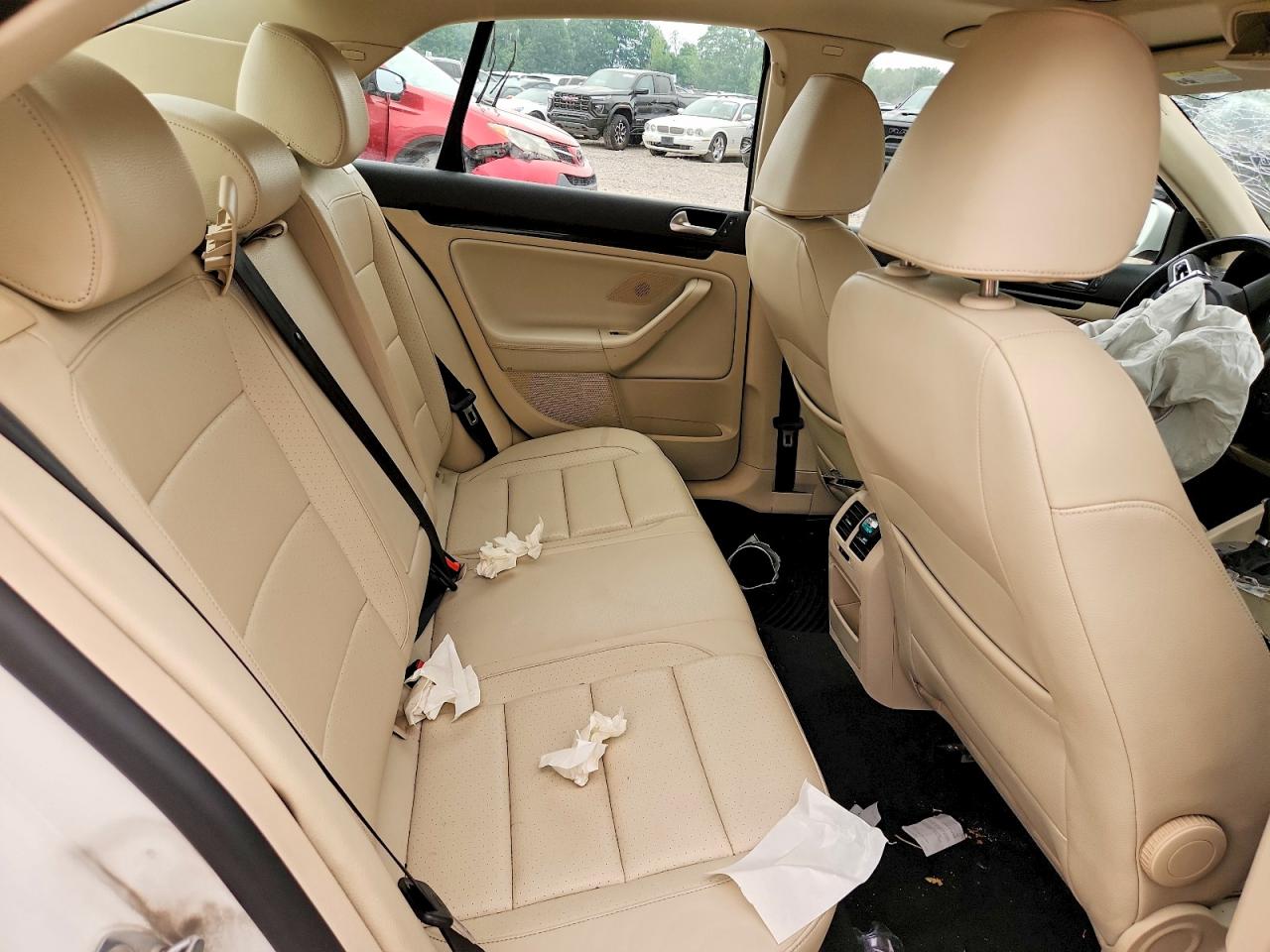 2010 Volkswagen Jetta Se White vin: 3VWRZ7AJ6AM059448