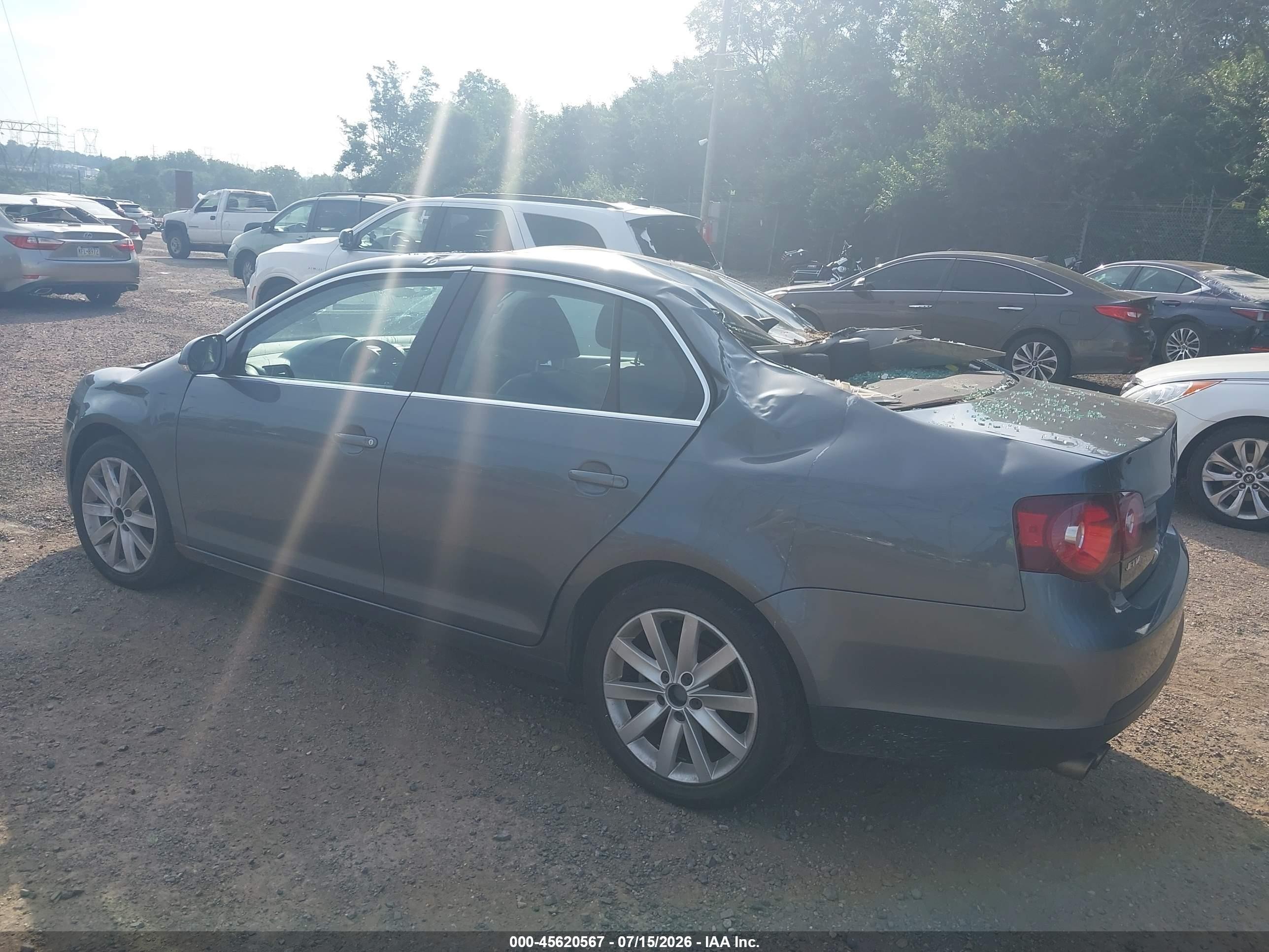 2010 Volkswagen Jetta Se Gray vin: 3VWRZ7AJ6AM062334