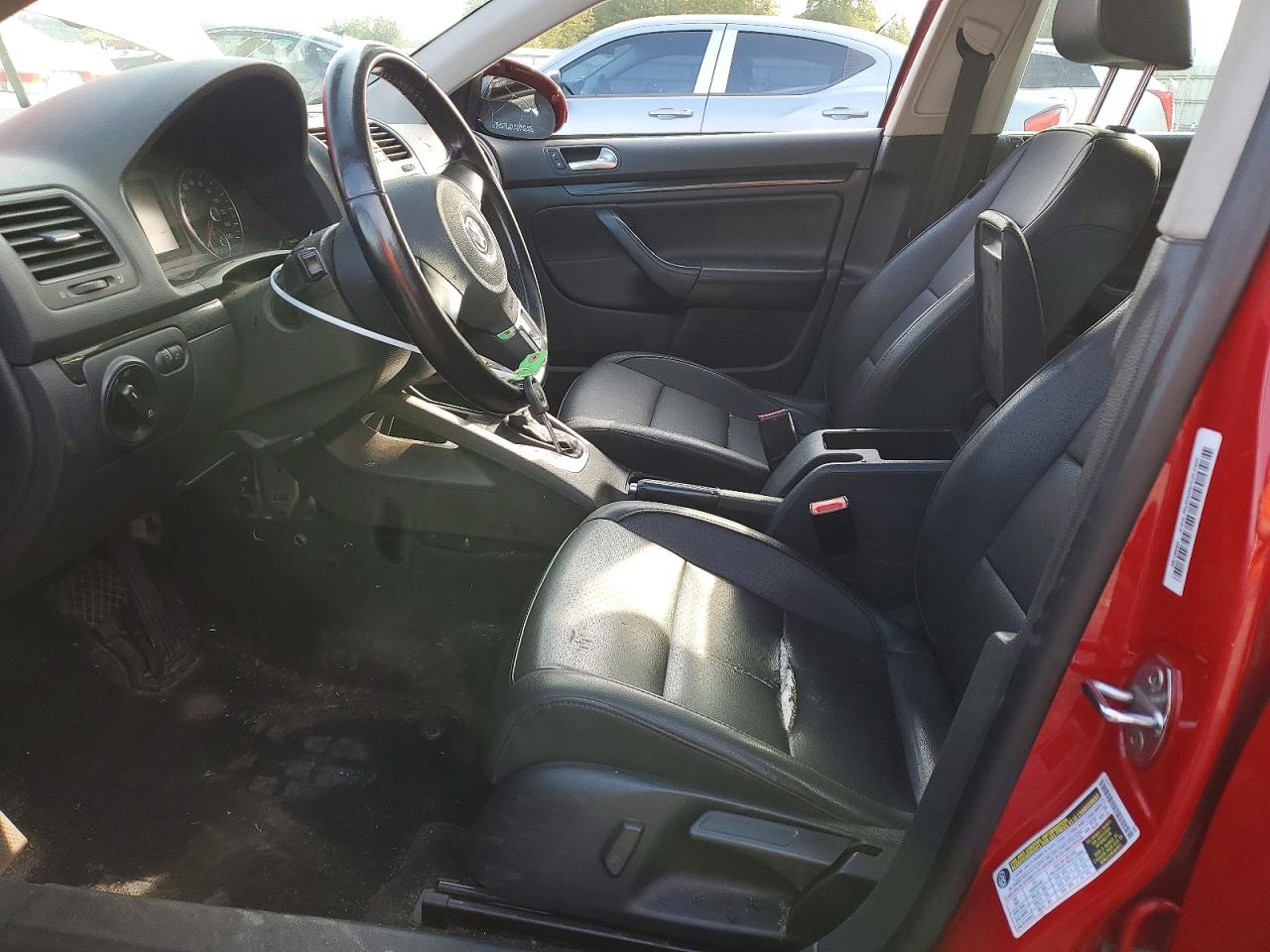 2010 Volkswagen Jetta Se Red vin: 3VWRZ7AJ6AM069185