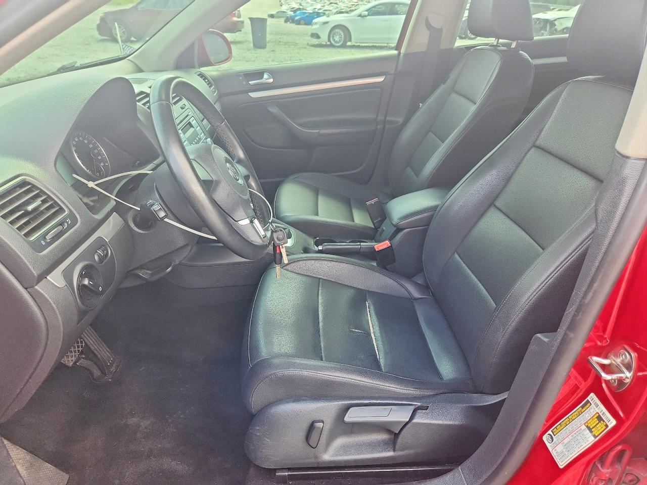 2010 Volk Jetta Se Red vin: 3VWRZ7AJ6AM154382